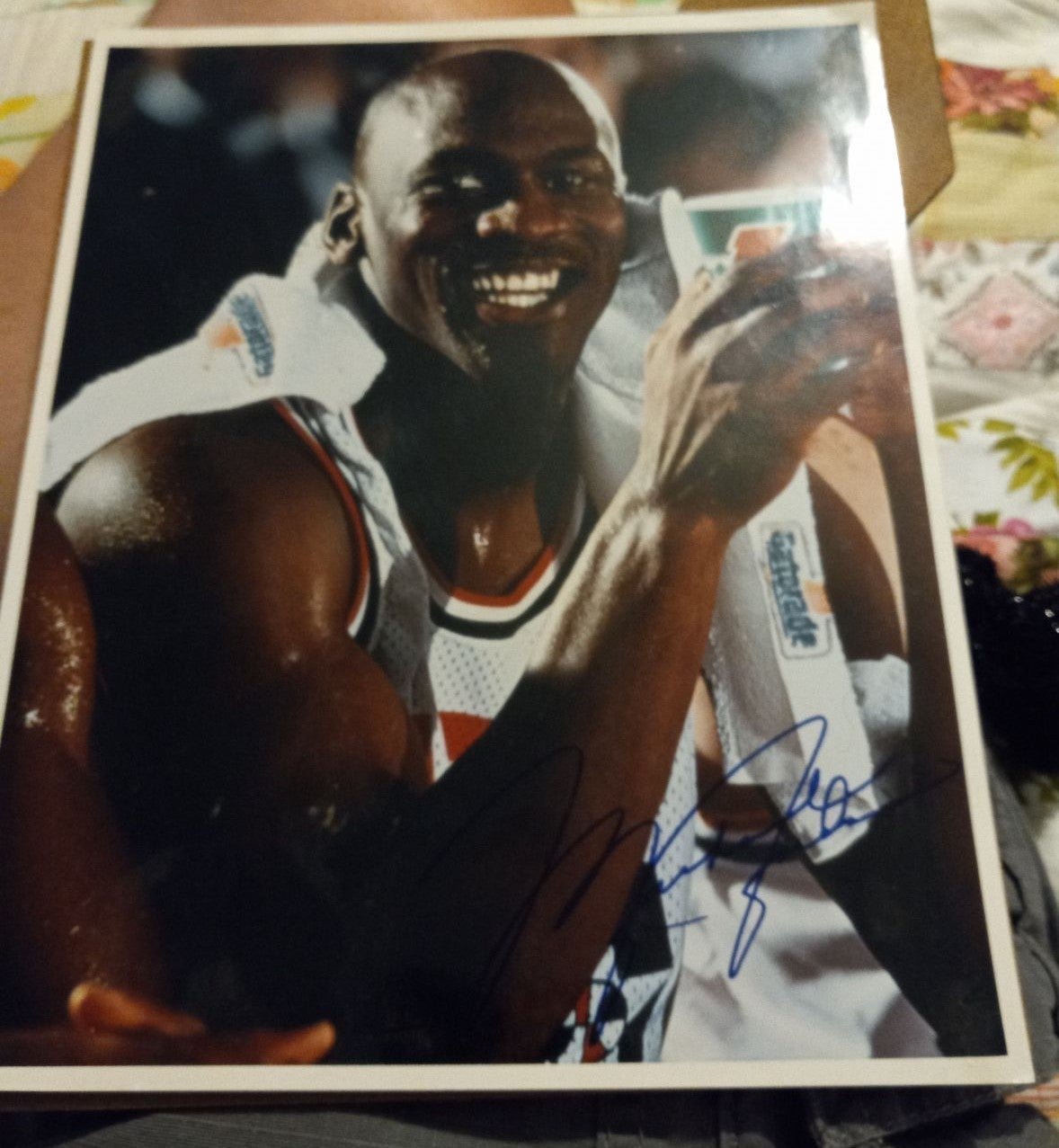 1992 Gatorade Michael Jordan Auto 8x10