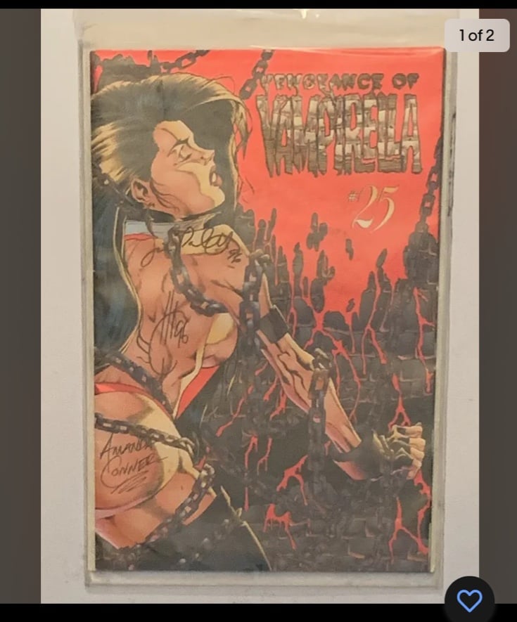 Signed Vampirella #25 Foil RARE