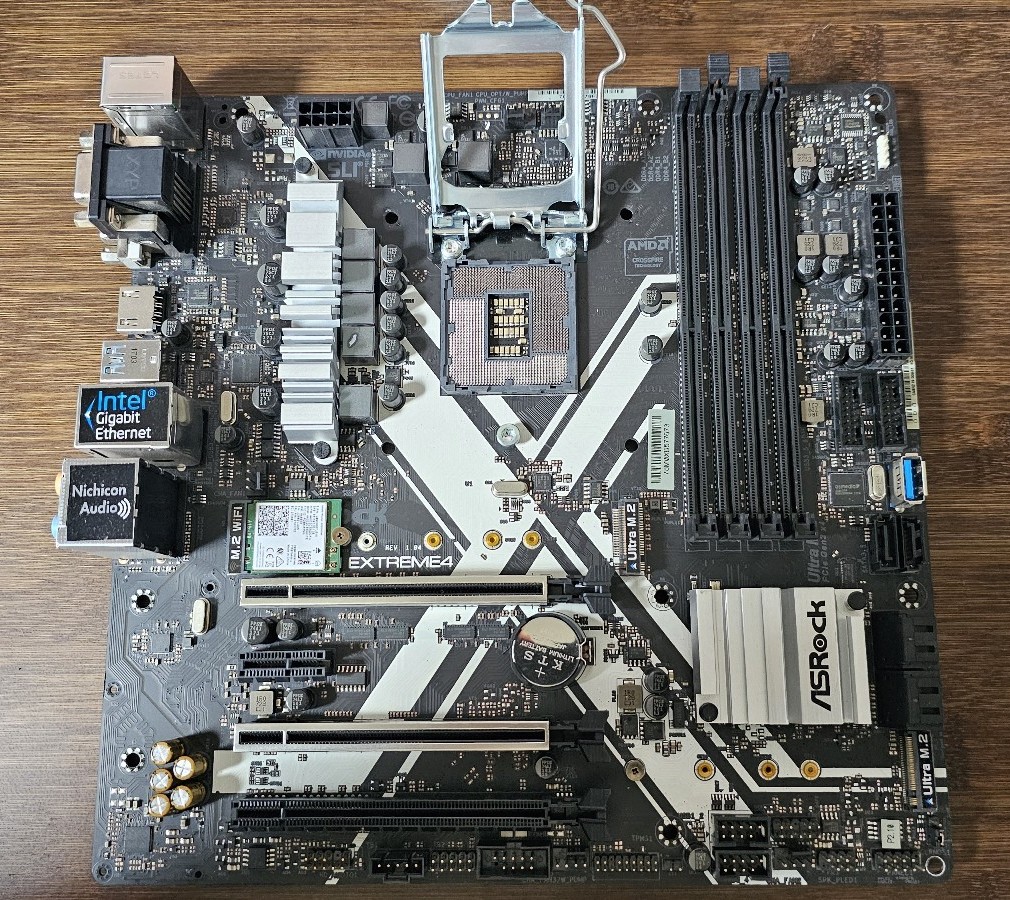 MOBO : ASRock Z270M EXTREME 4 Micro ATX Motherboard LGA 1151 Socket