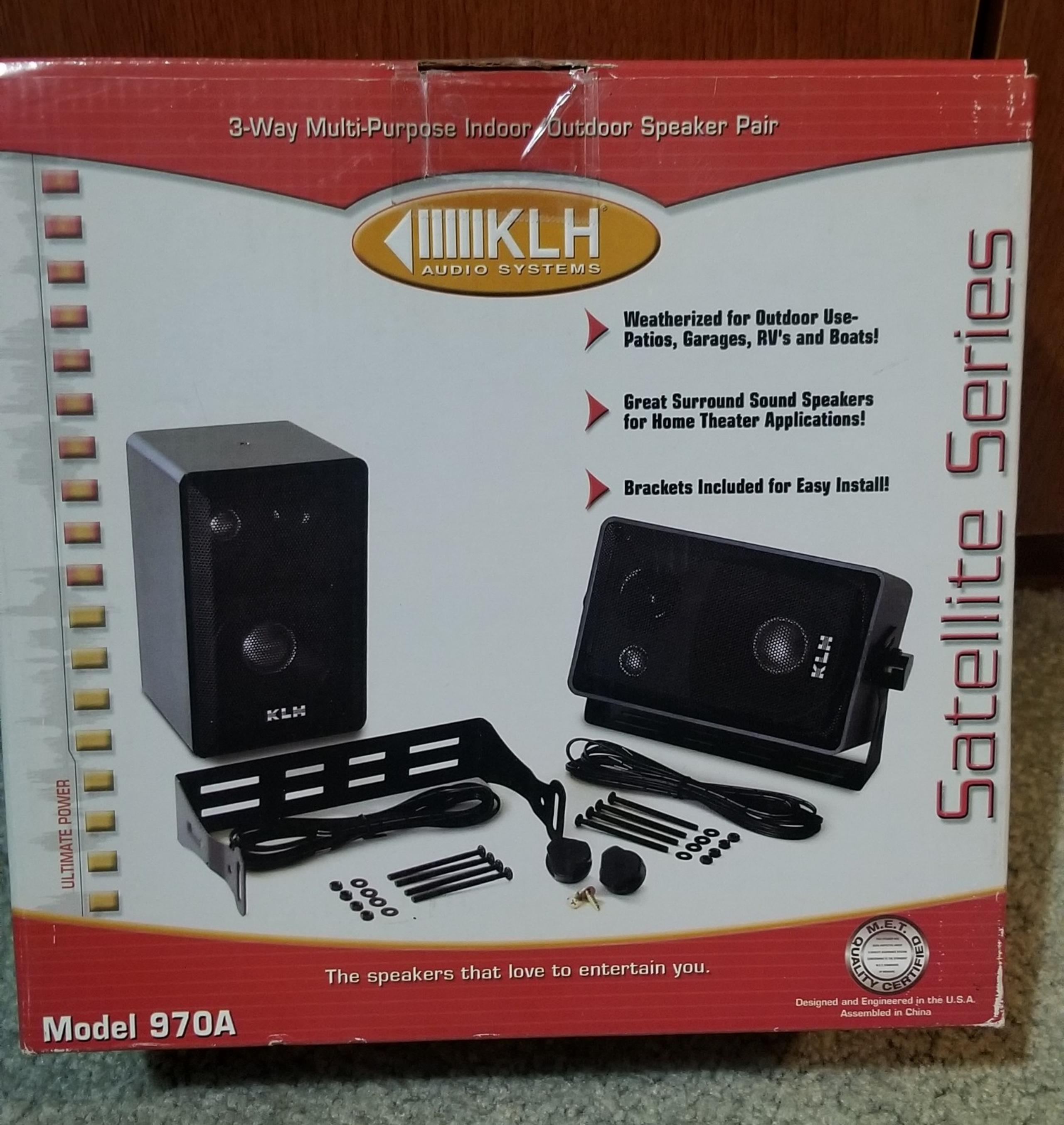 NIB KLH Audio Systems 3 Way Indoor/Outdoor Speaker Pair Satellite Series 970A