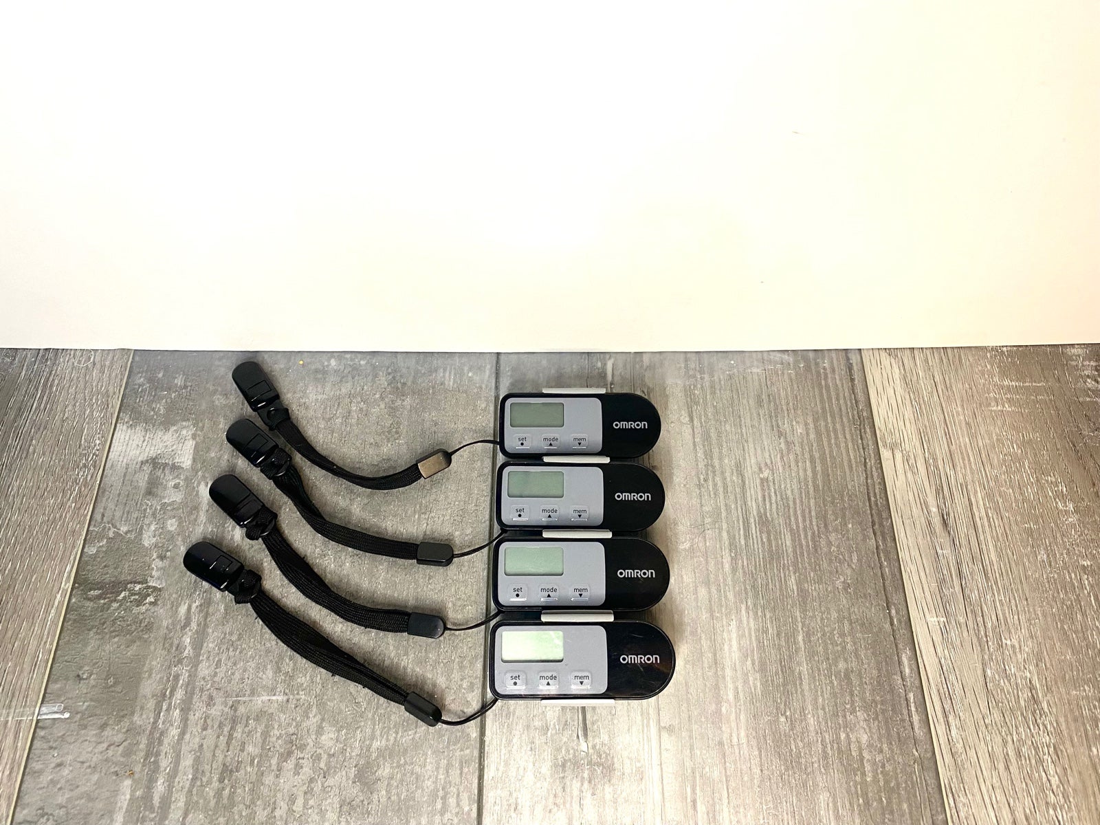 Omron HJ-321 Pedometer