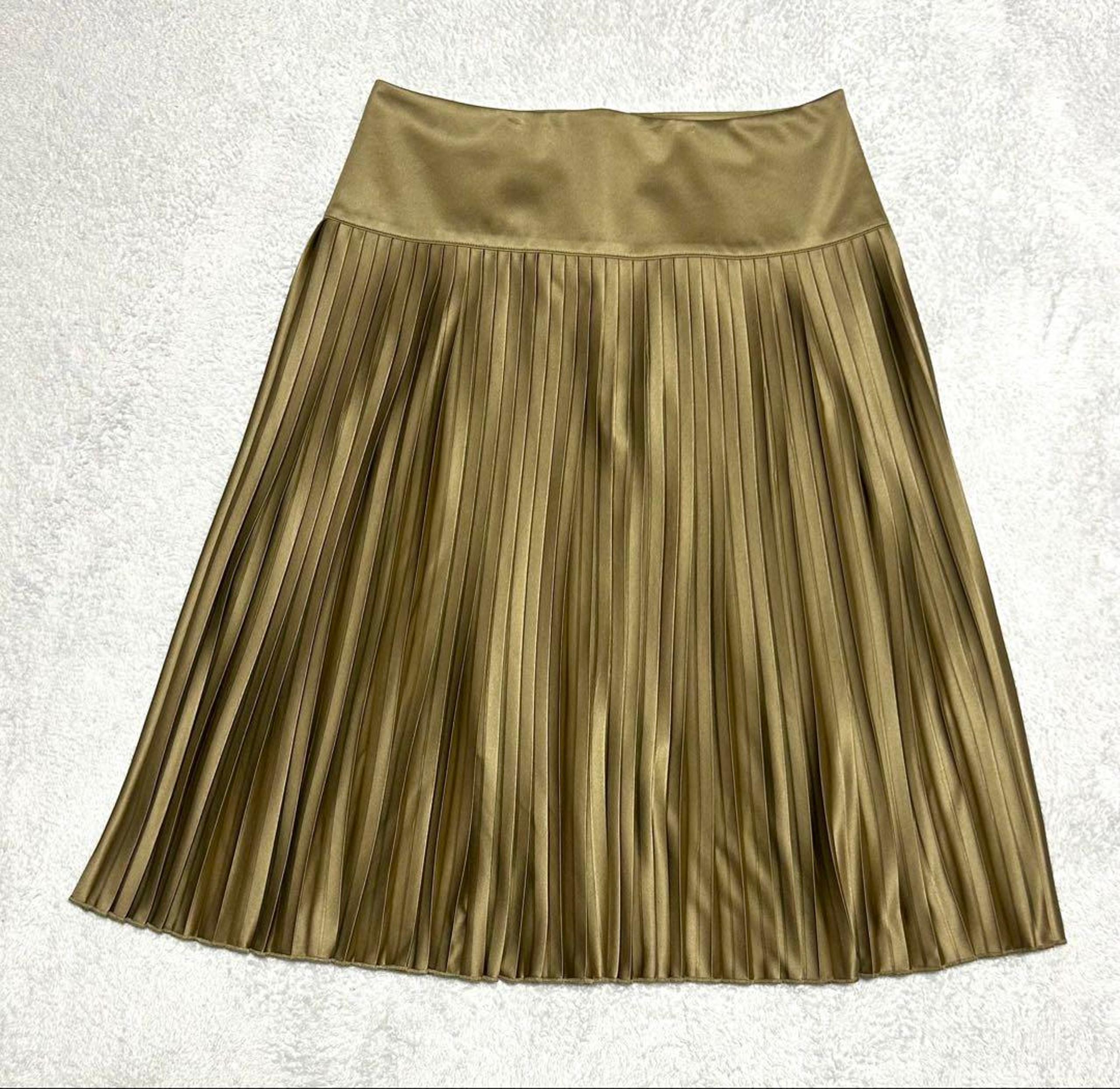 Uniqlo U Pleated Skirt Olive