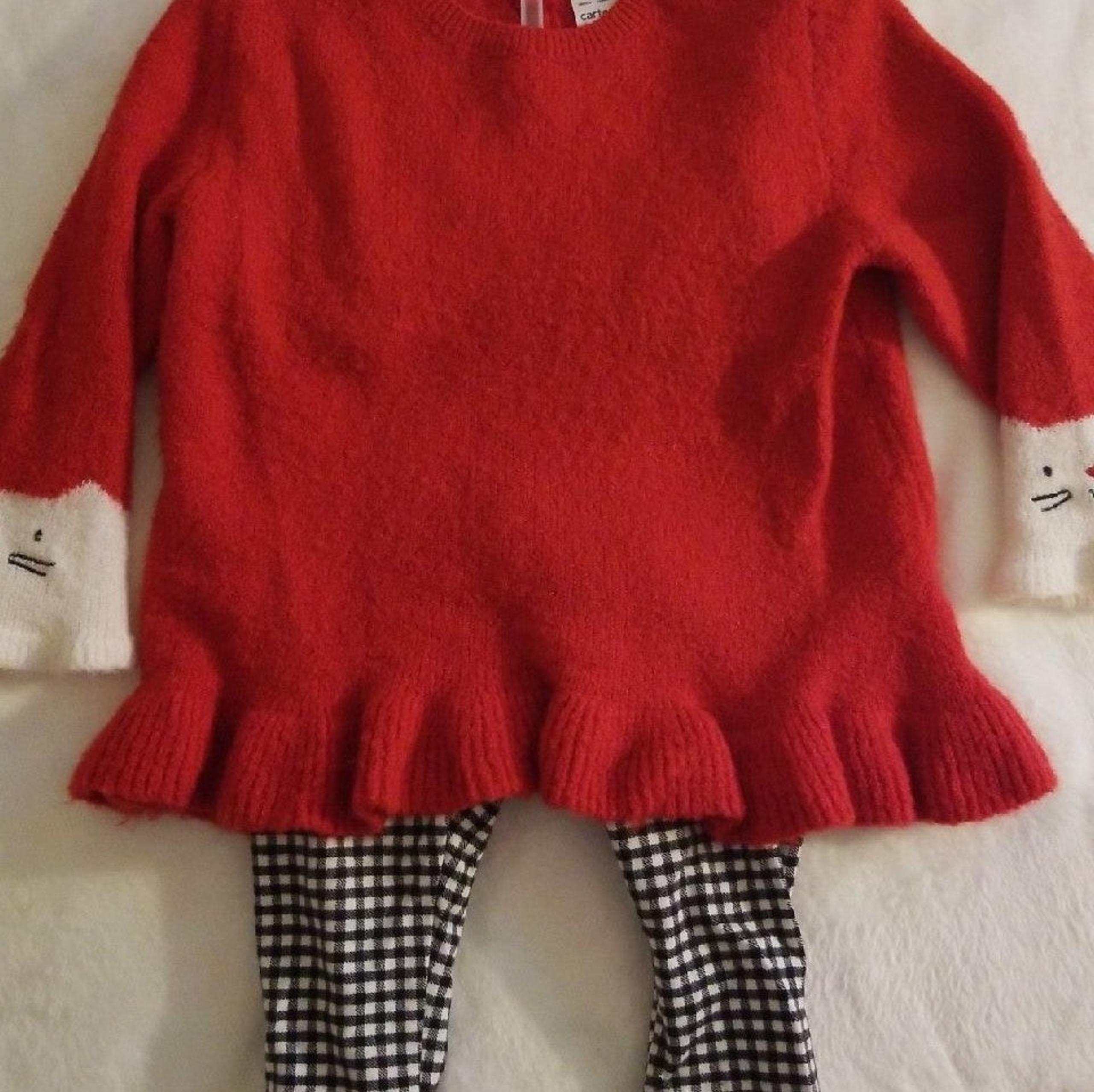 (#31) Carter's 2pc girl outfit
