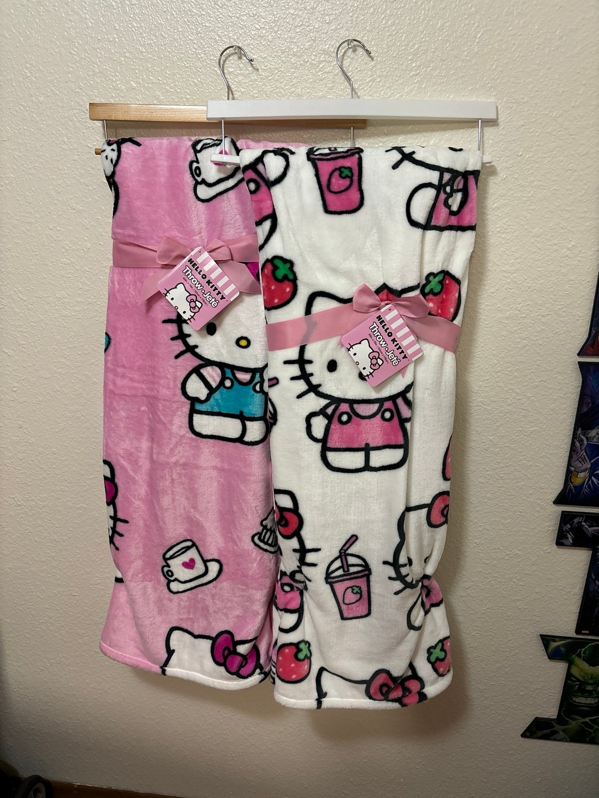 Hello Kitty blanket