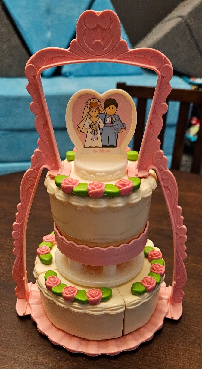 Fisher-Price vintage create-a-cake