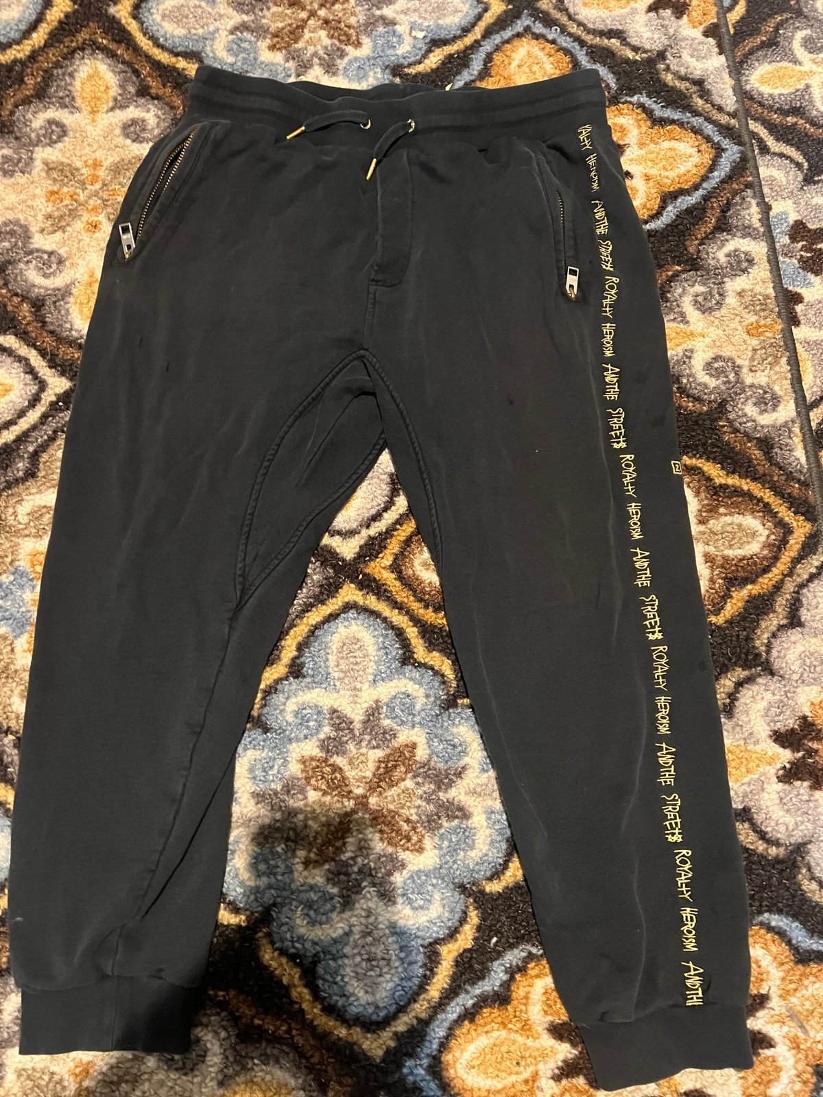 K subi embroidered pants black