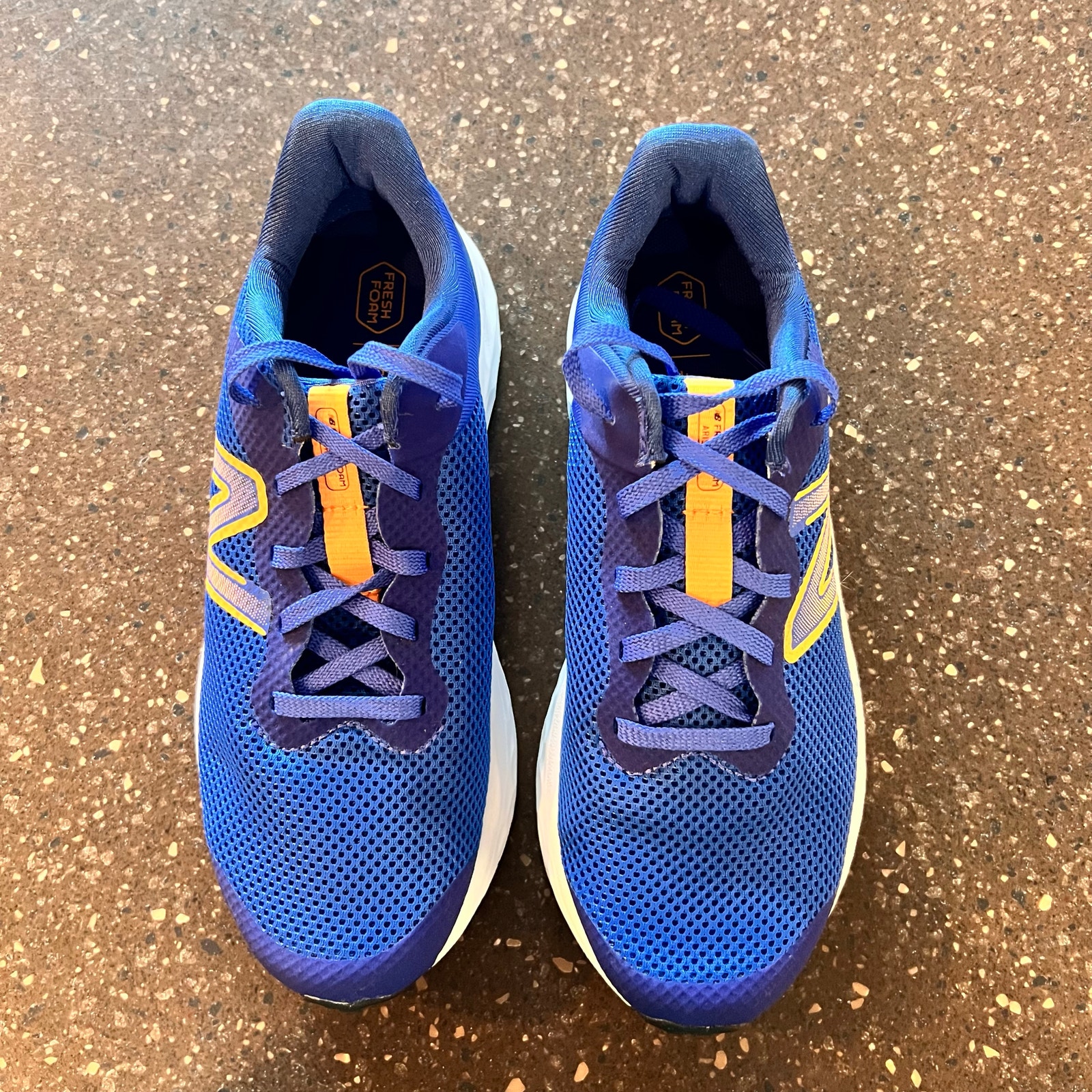 New Balance youth boys Fresh Foam athletic tennis shoes sneakers size 5