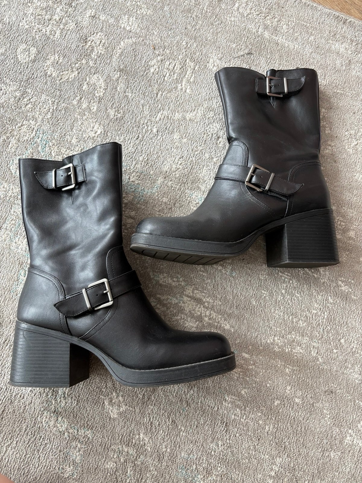 Kenneth Cole REACTION Black Boots