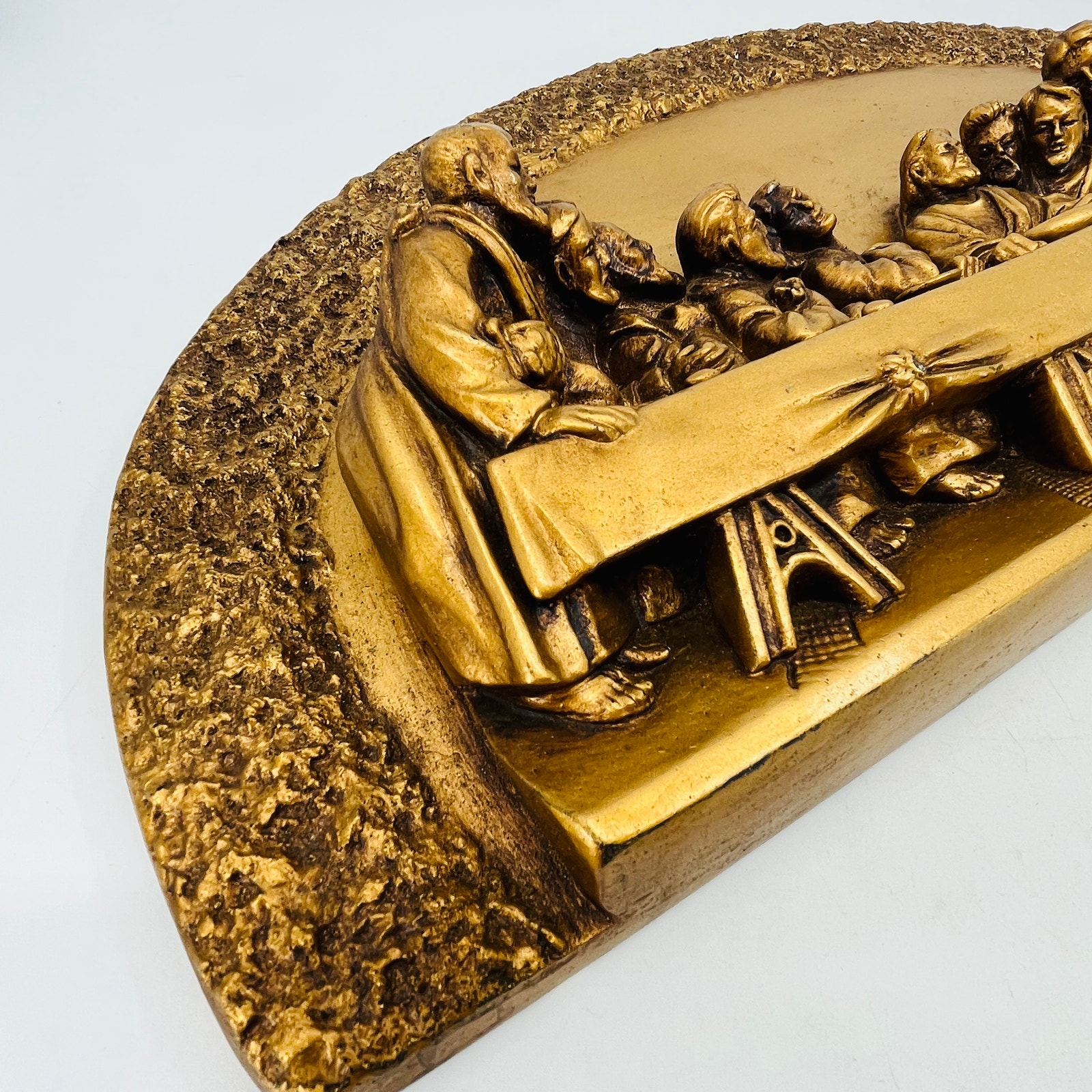 Large Chalkware Gold Tone Last Supper Relief Wall Hanging 9 x 17” TC3