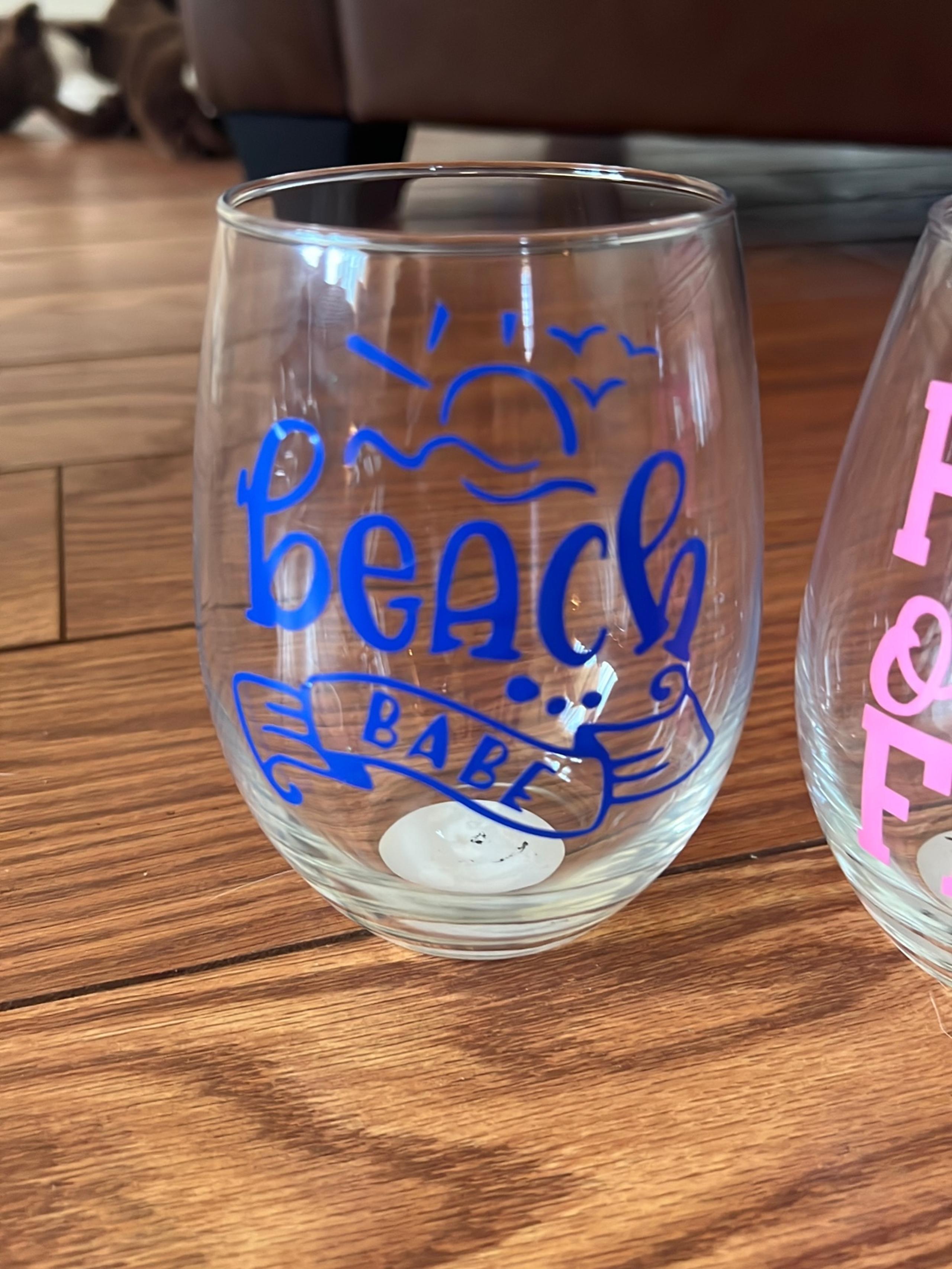 Stemless wine glasses