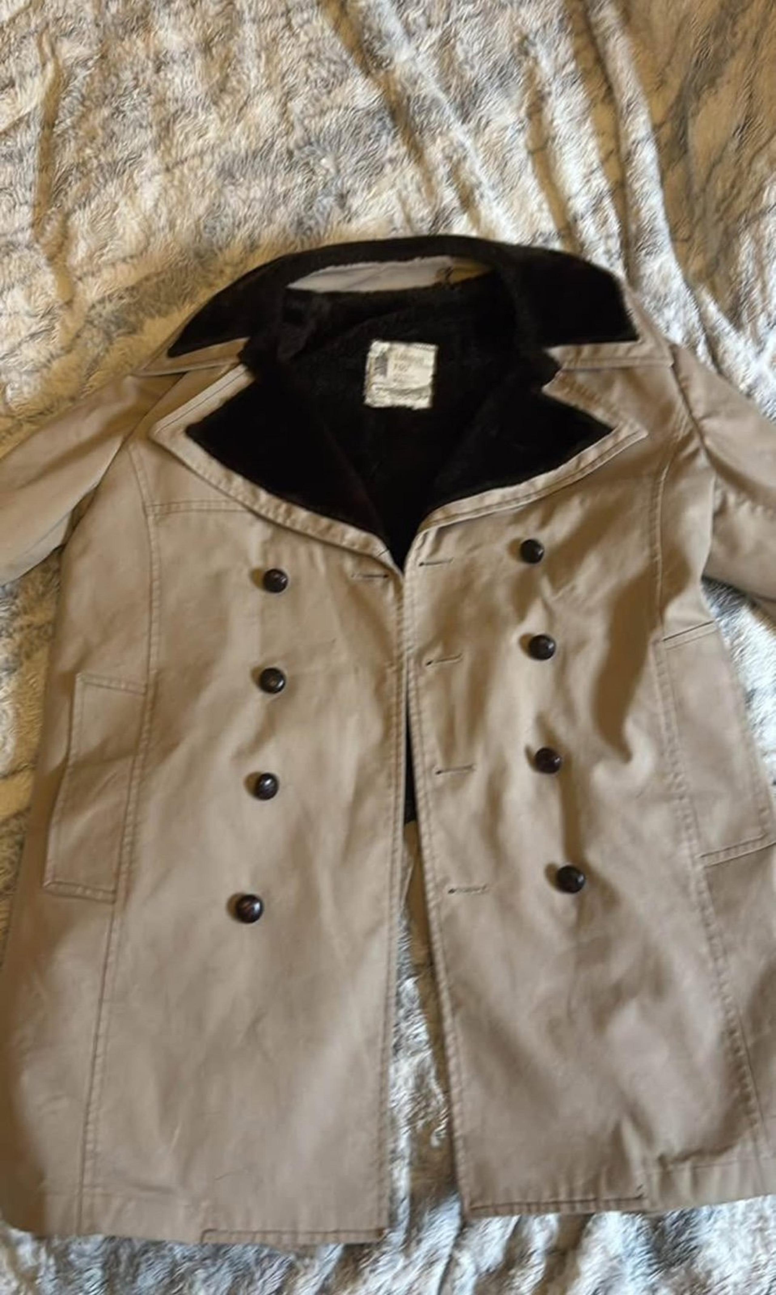 Vintage high quality London fog trench coat size 40 regular
