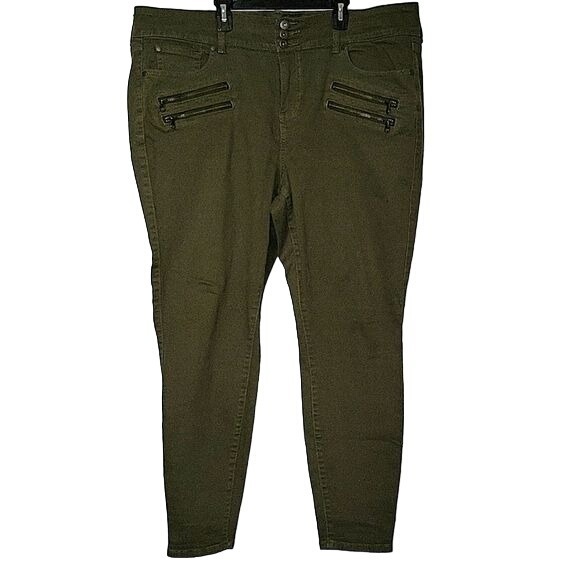 TORRID Women's Size 16 Jeans Jegging Super Soft Green Emo Biker Grunge Summer 20