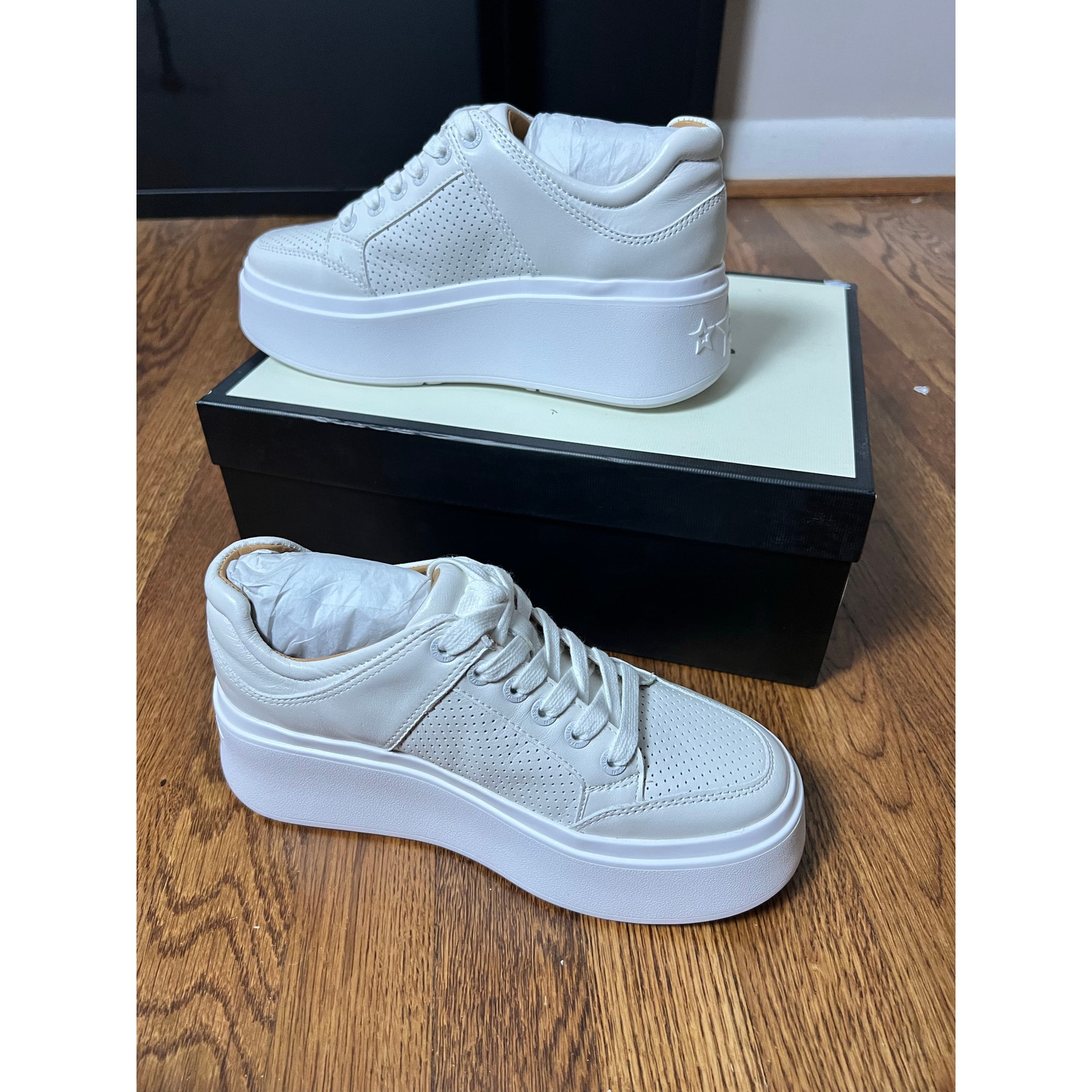 NIB J/Slides HARLOWE White Leather Size 6