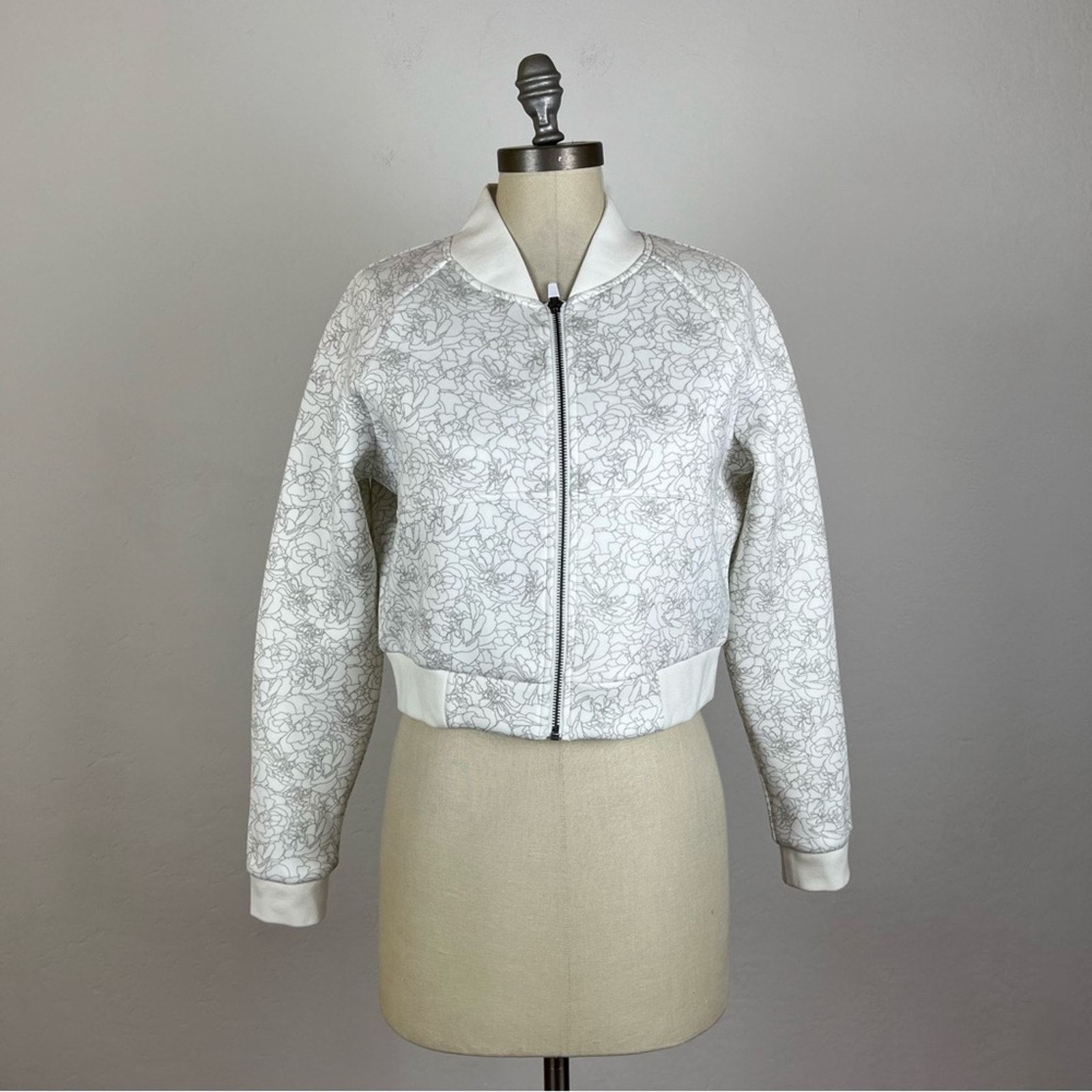 Balance Athletica Pattern Zipper Crop Jacket