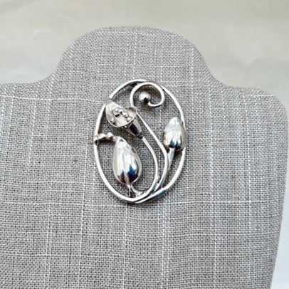 Vintage Art Nouveau Sterling Silver Open Scrollwork Cala Lily Brooch Pin SP-3640