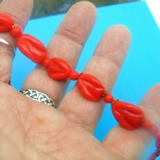 1950's Red Opaque Bead Necklace Vintage Rockabilly