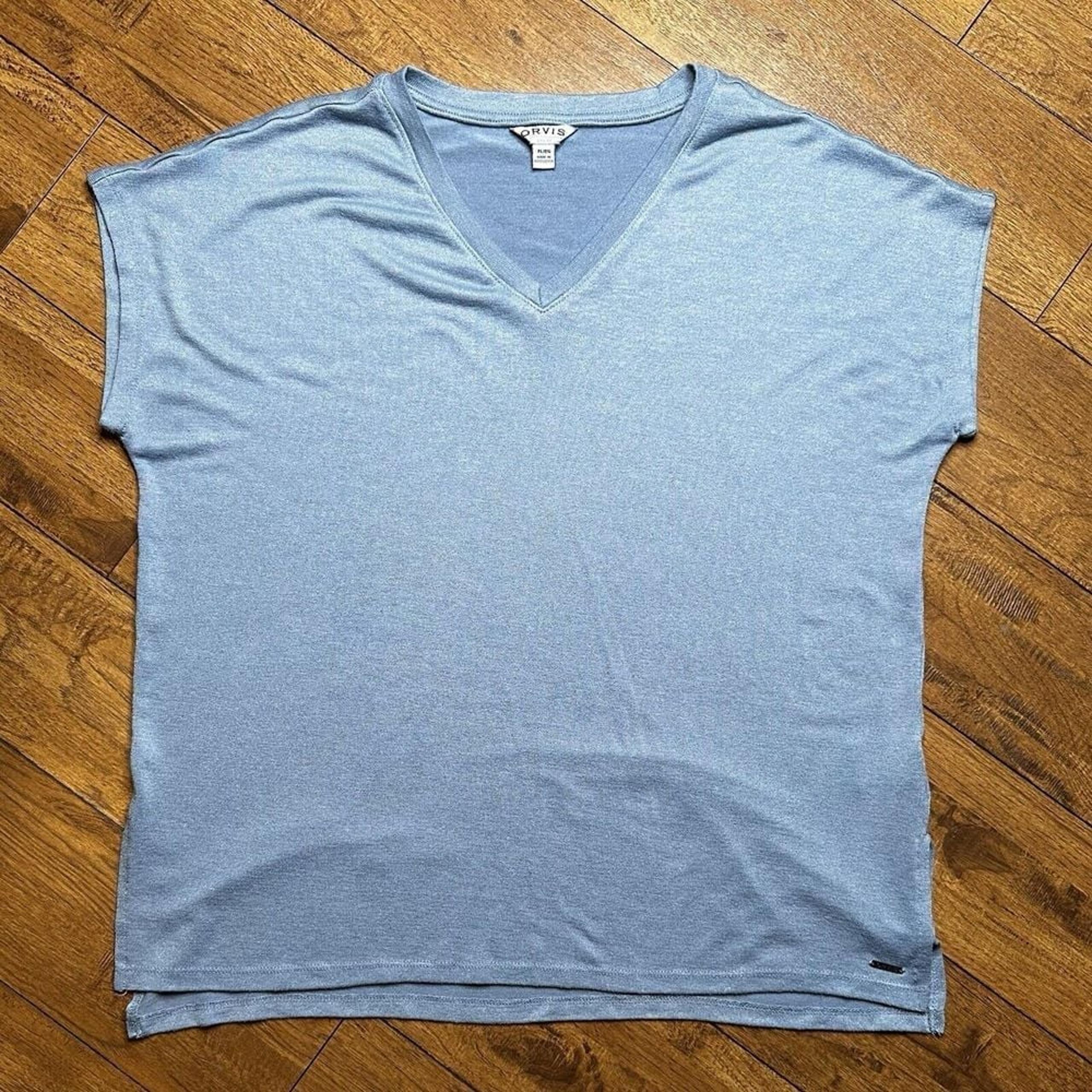 Orvis Womens Shirt Top Light Blue Sleeveless V Neck Soft Rayon Blend Size XL