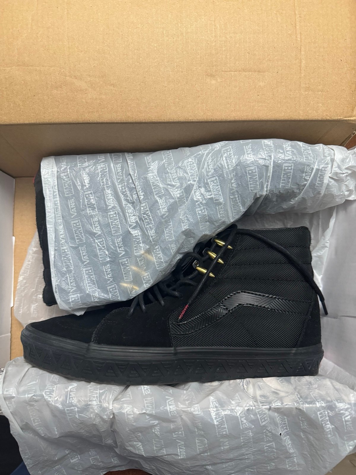 “Black Panther” Vans (Damaged Box)