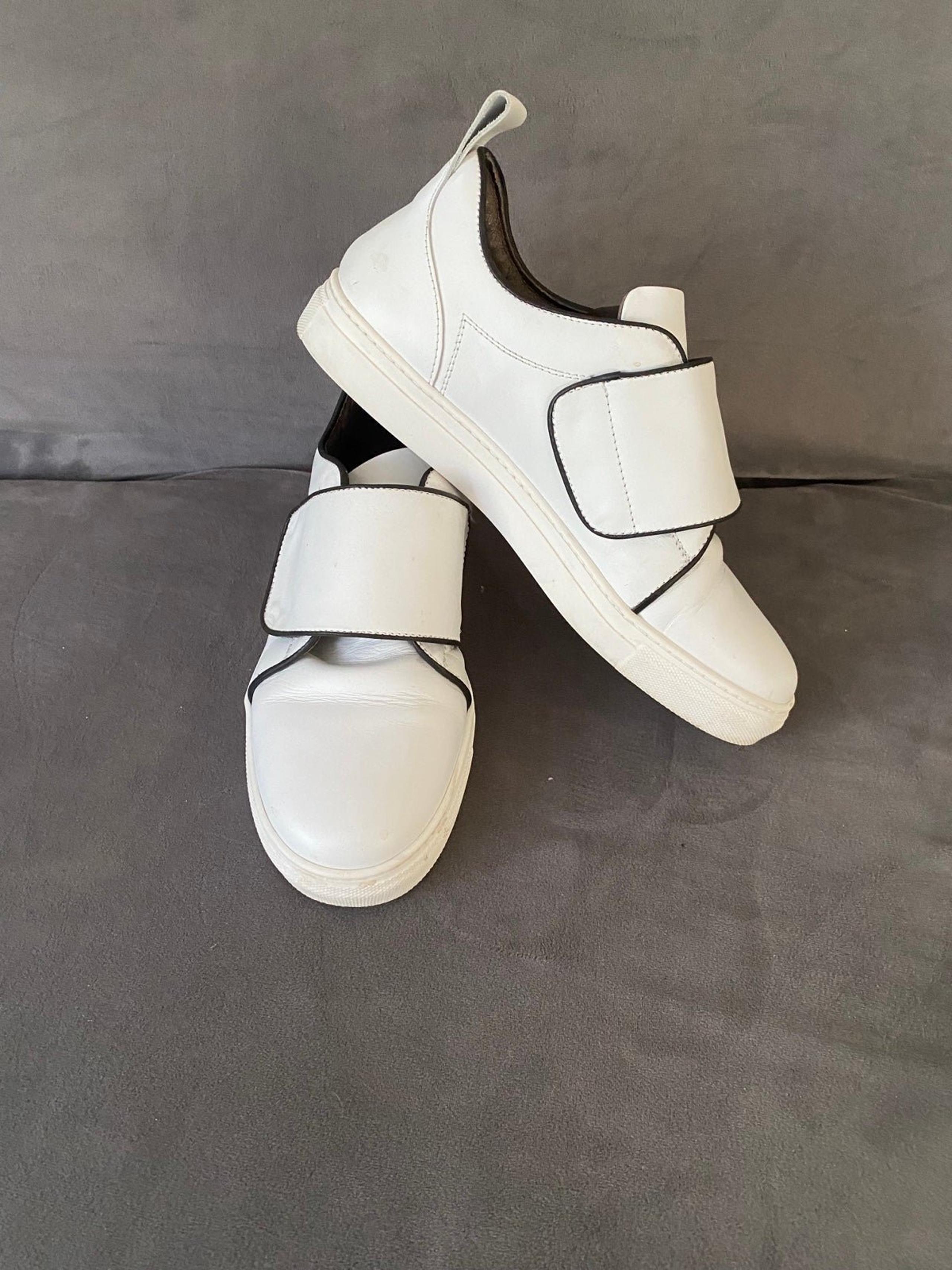 Barneys New York White Slip on Shoes size 40