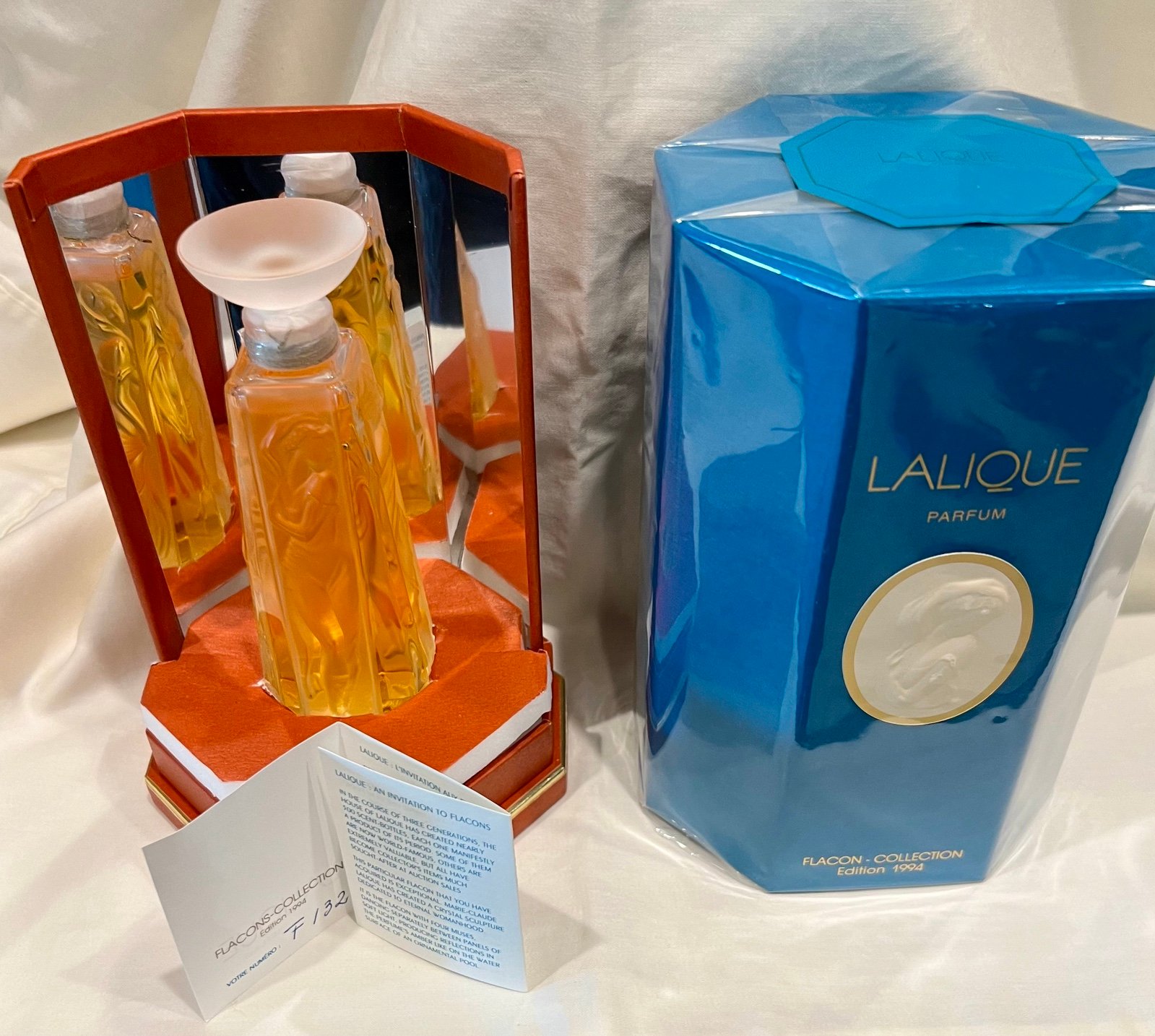 Lalique Parfum vintage 2 oz, sealed, new