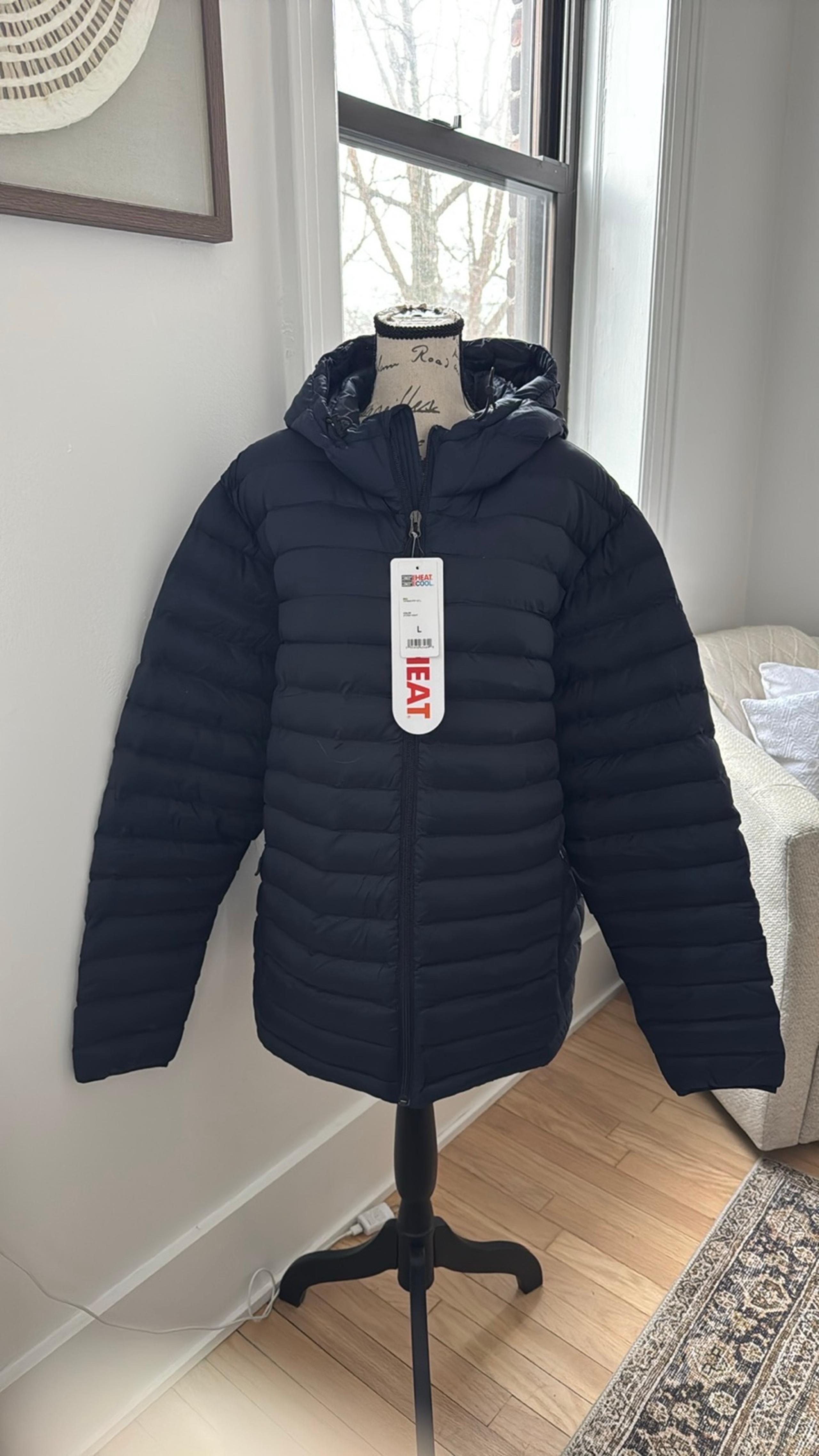 NWT 32 Degrees Men’s Lightweight Poly-Fill Packabld Hooded Jacket