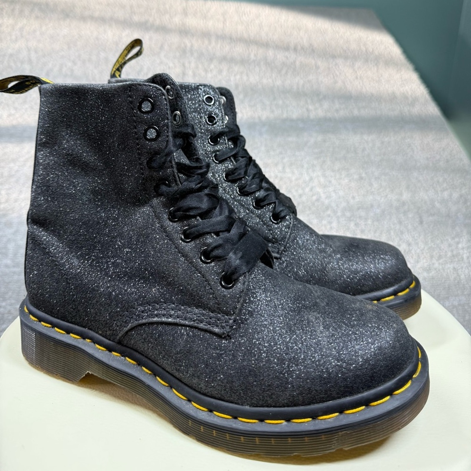 Dr. Marten 1460 Pascal Black Glitter Lace Up Combat Boot Womens Size 7 EU 38