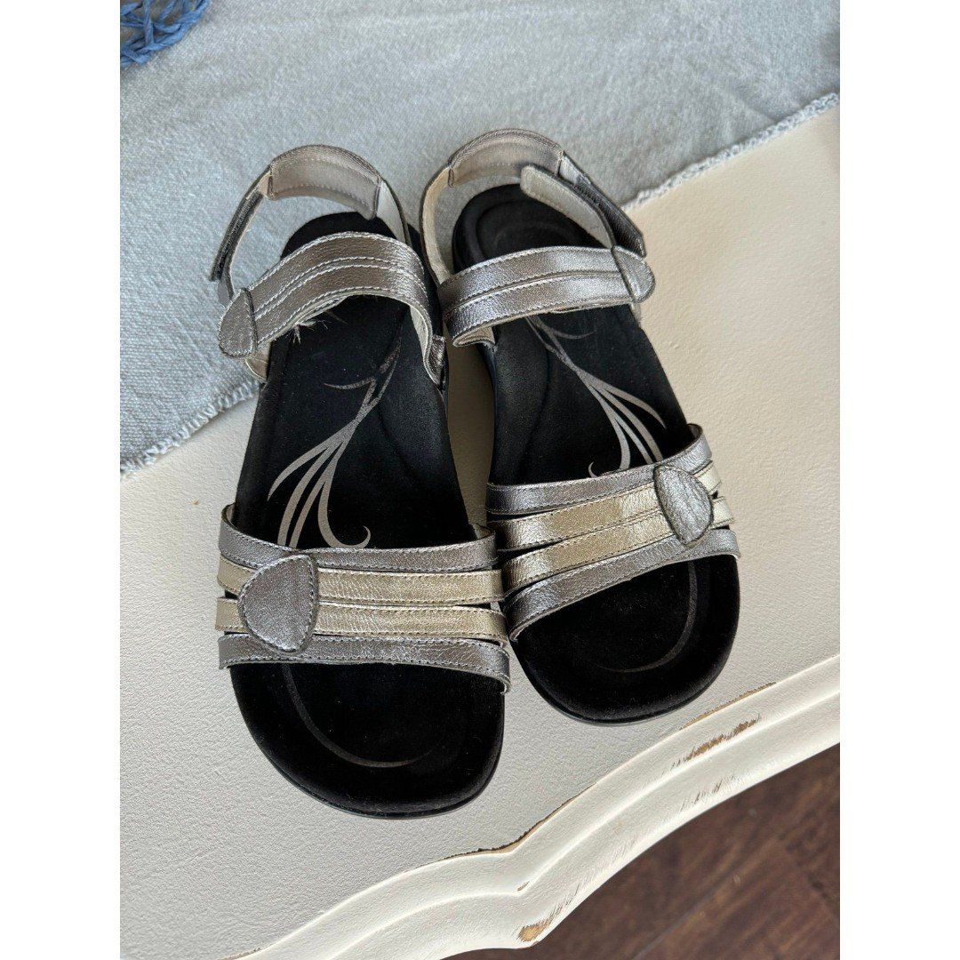 Abeo Brynn sandal size 7 1/2