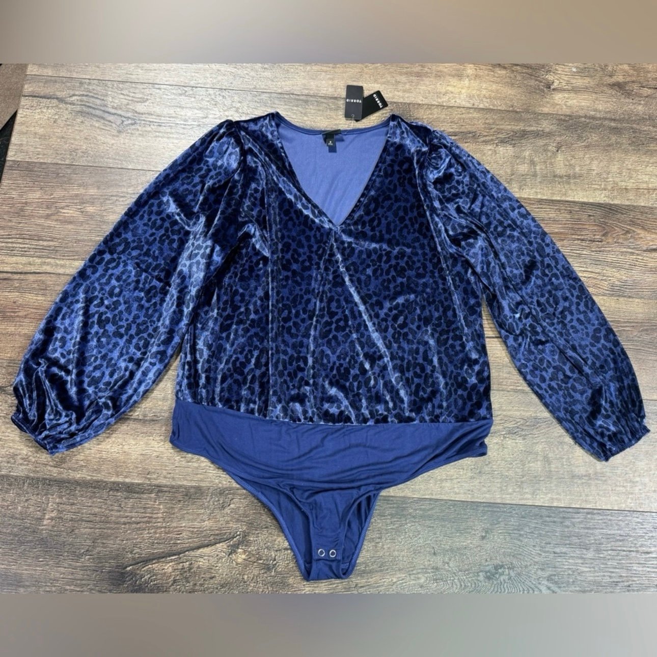 NWT Torrid Velour Cheetah Print Bodysuit (Size 3X)
