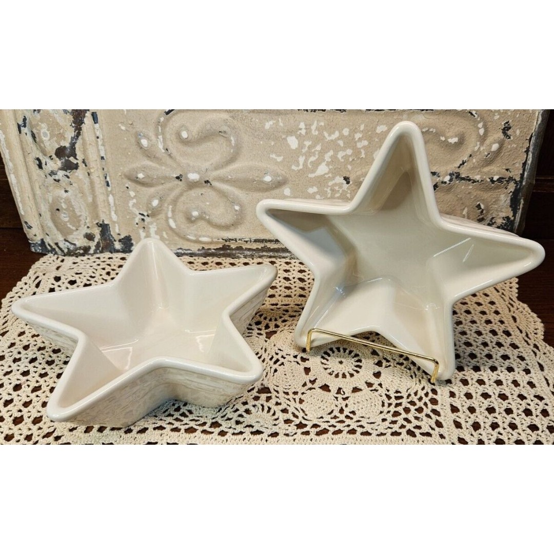 Pair of Longaberger Woven Traditions Pottery Ivory Star Dishes Bowls