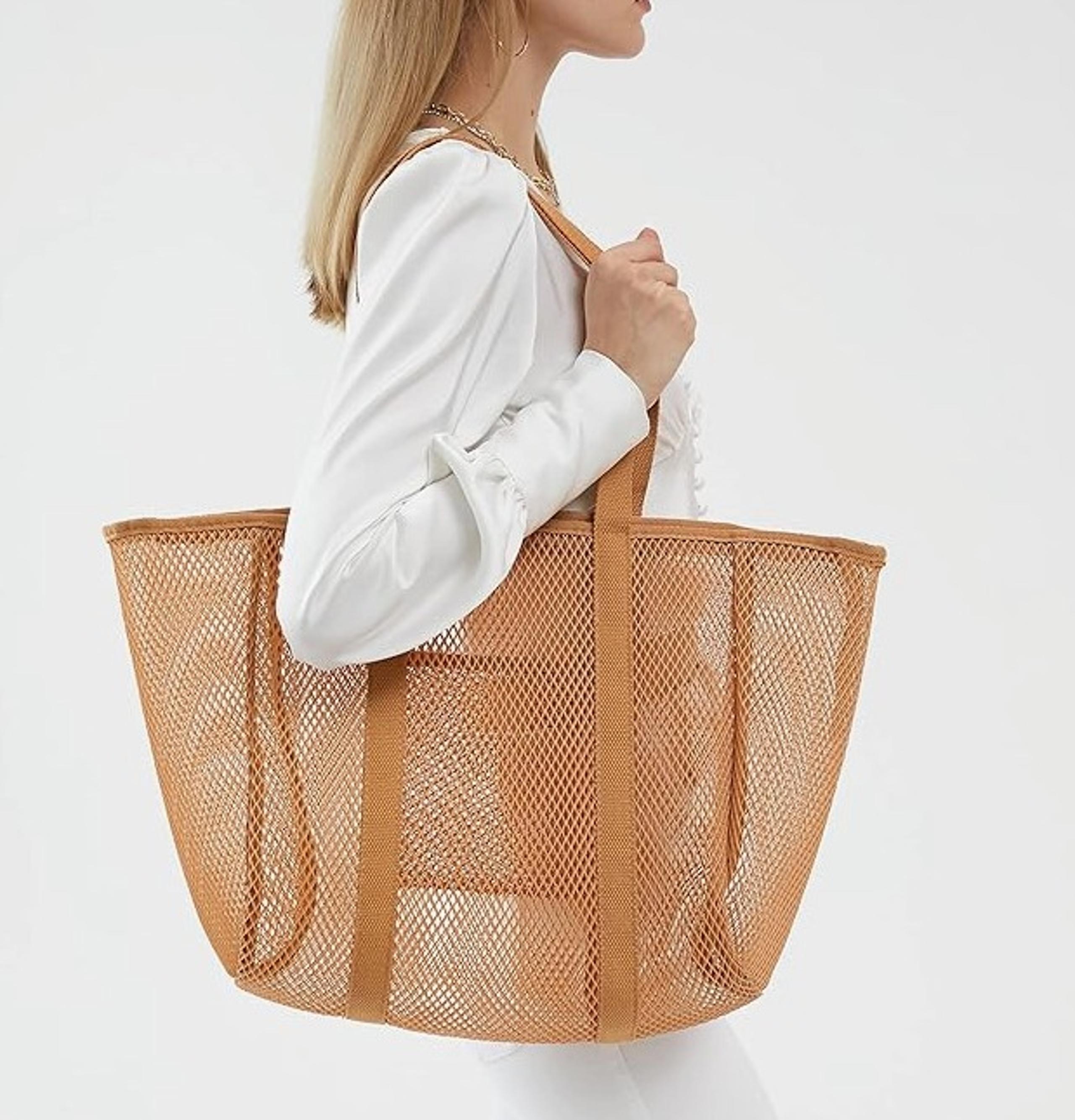 HOXIS Sandproof Lightweight Mesh Tote – Stylish & Versatile Carryall