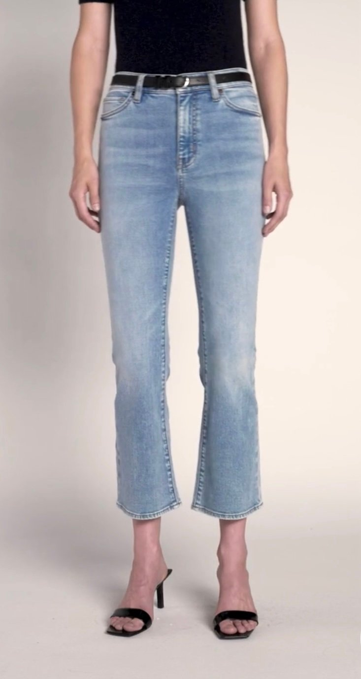 FRAME Le Crop Mini Boot light wash jeans SIZE 28