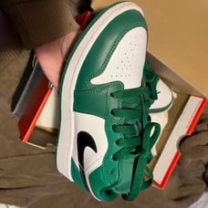 Air Jordan 1s