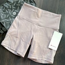 LULULEMON WUNDER TRAIN MESH PANEL HR SHORTS 6” VIOLET VERBENA (VIVB) SZ 6 NWT
