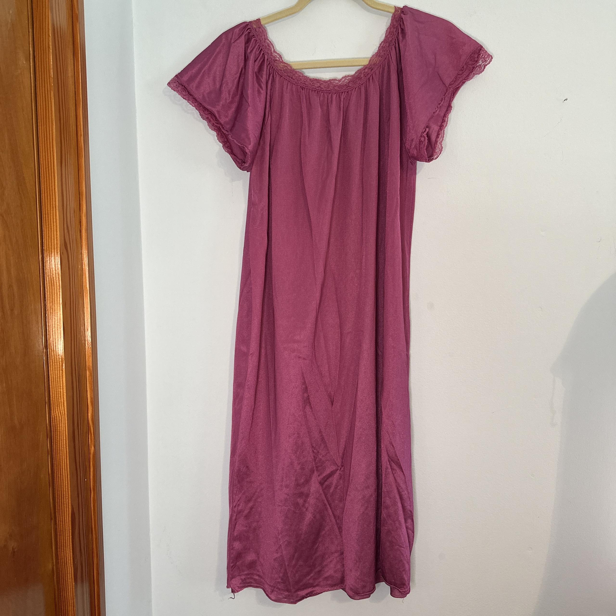 Vintage Roberta Nylon OSFA Purple Nightgown