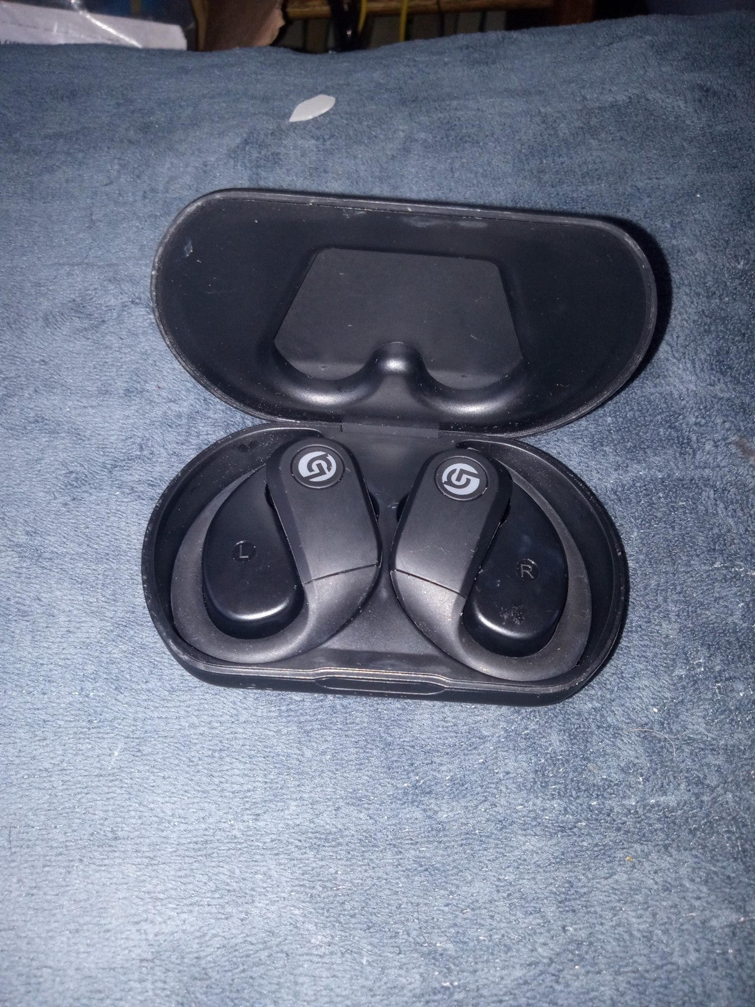 LG earbuds bluetooth headphones