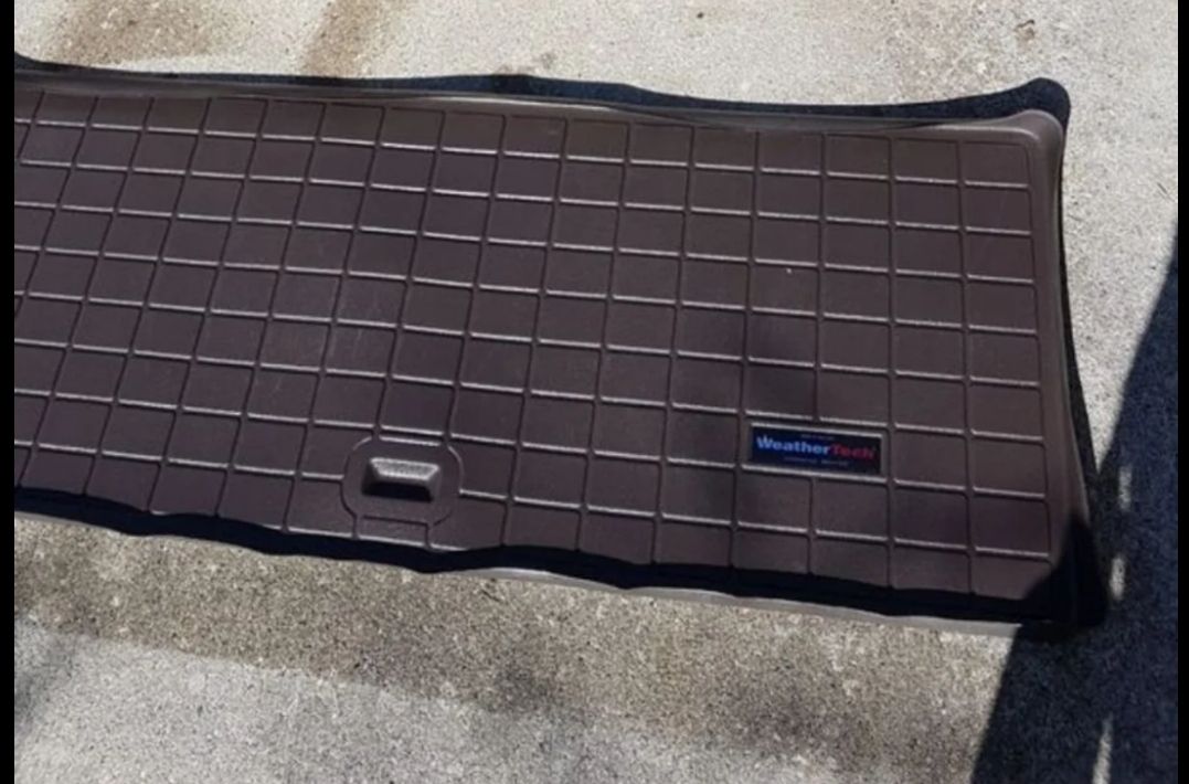 GMC Acadia cargo liner floor mat