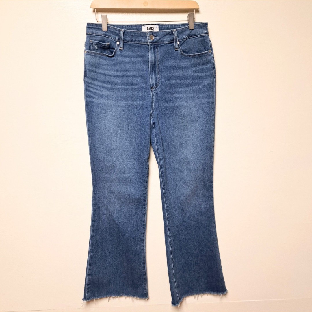 Paige High Rise Laurel Canyon Blue Flare Jeans 32
