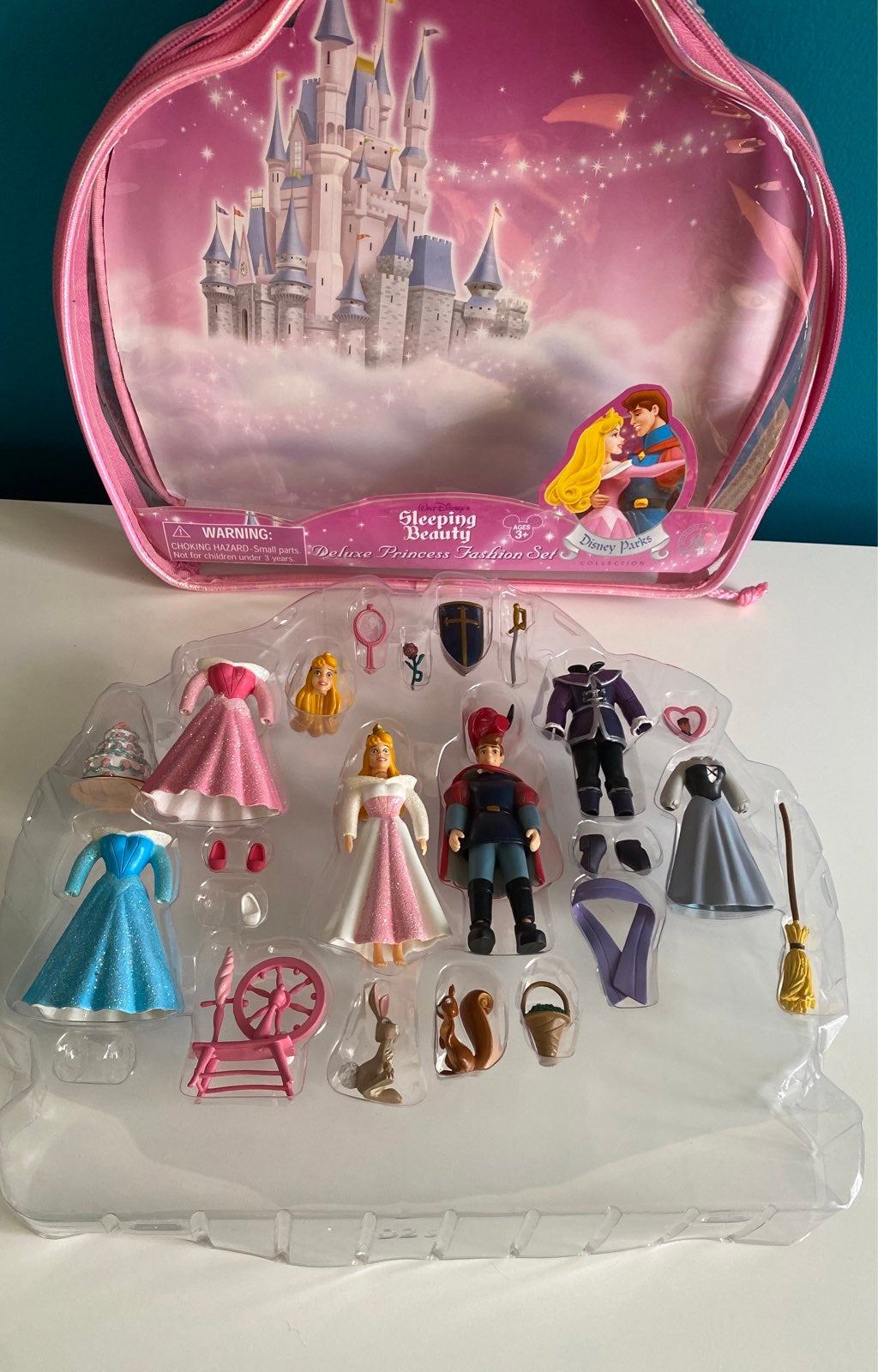 Retired Sleeping Beauty Deluxe Princess Fashion Set!