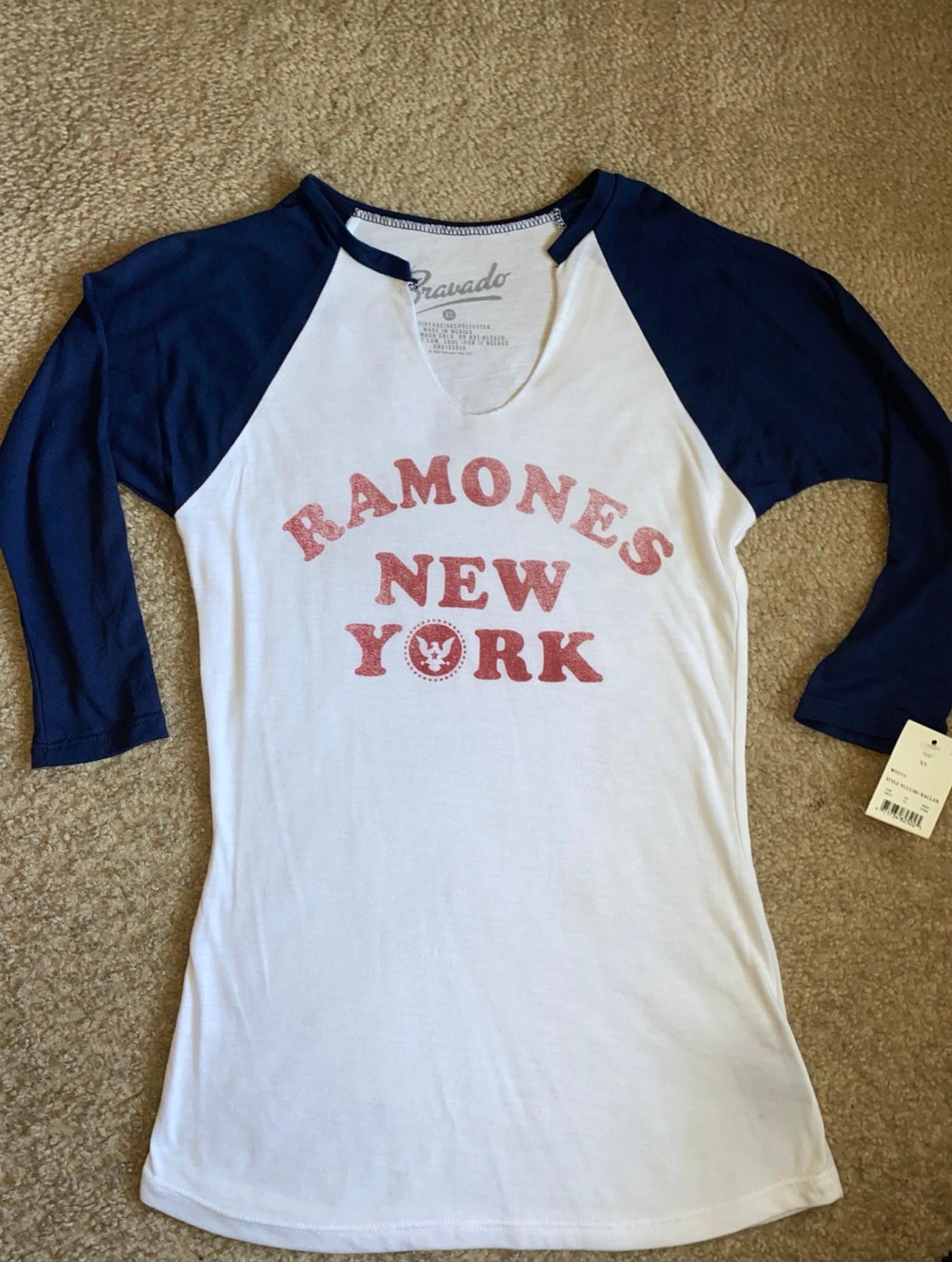 RAMONES NEW YORK Raglan 3/4 Sleeve Women's V-Neck Shirt By Bravado! BNWT Size XS