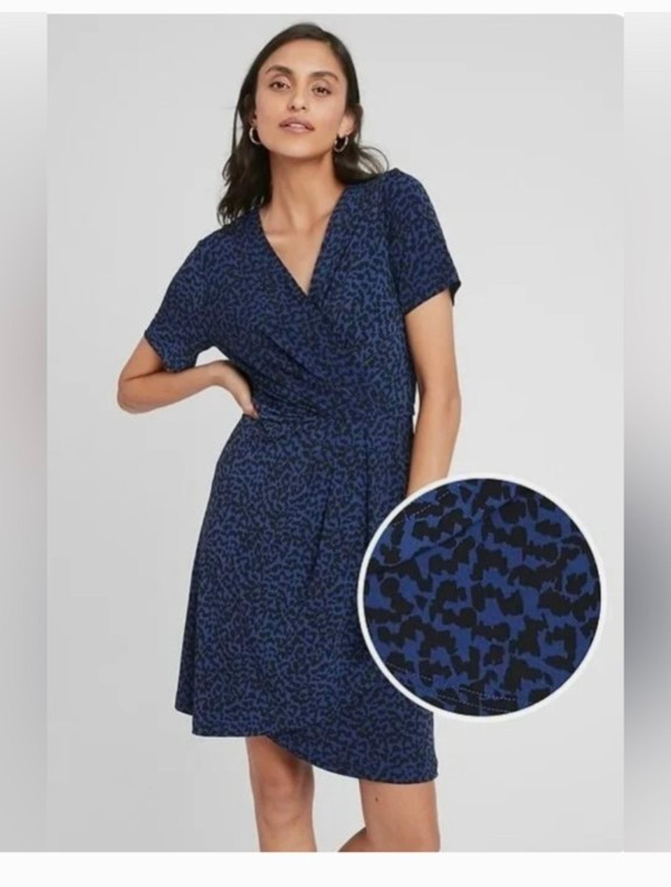 Women's Banana Republic black and blue v-neck wrap dress size xxs