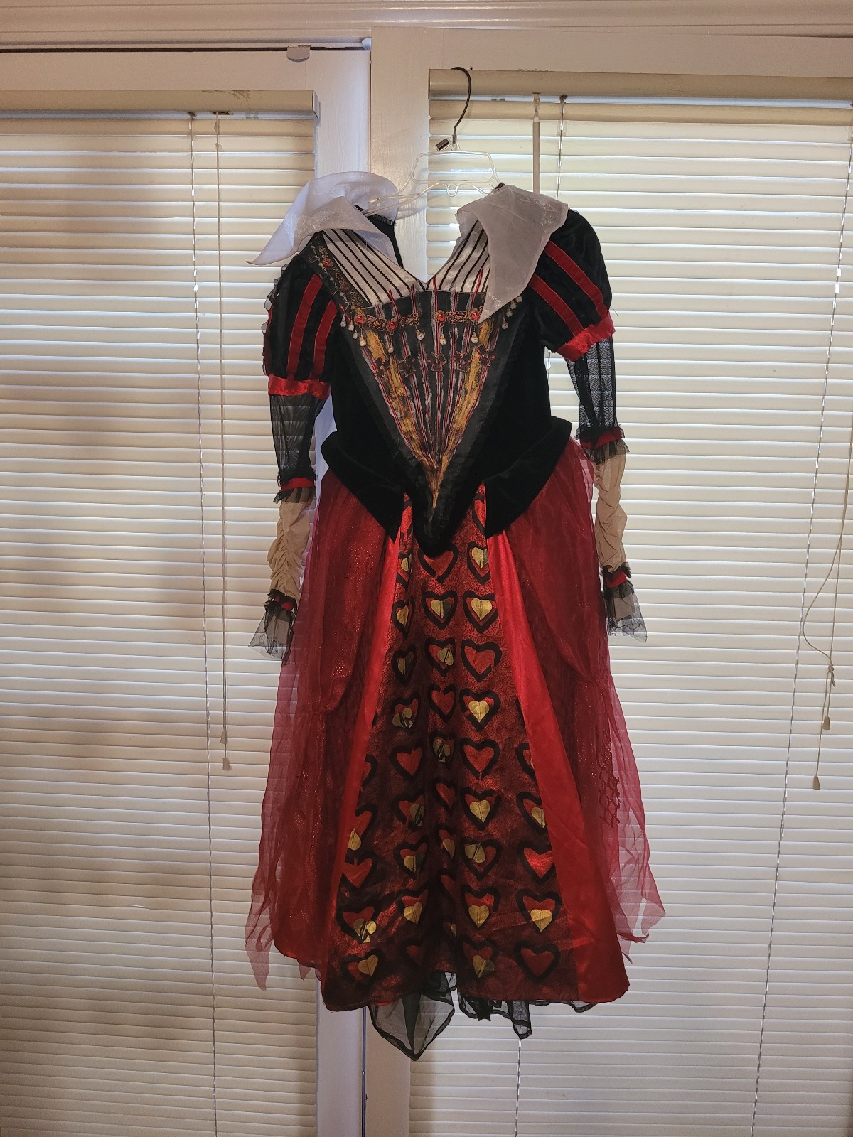 Red Queen disney costume kids