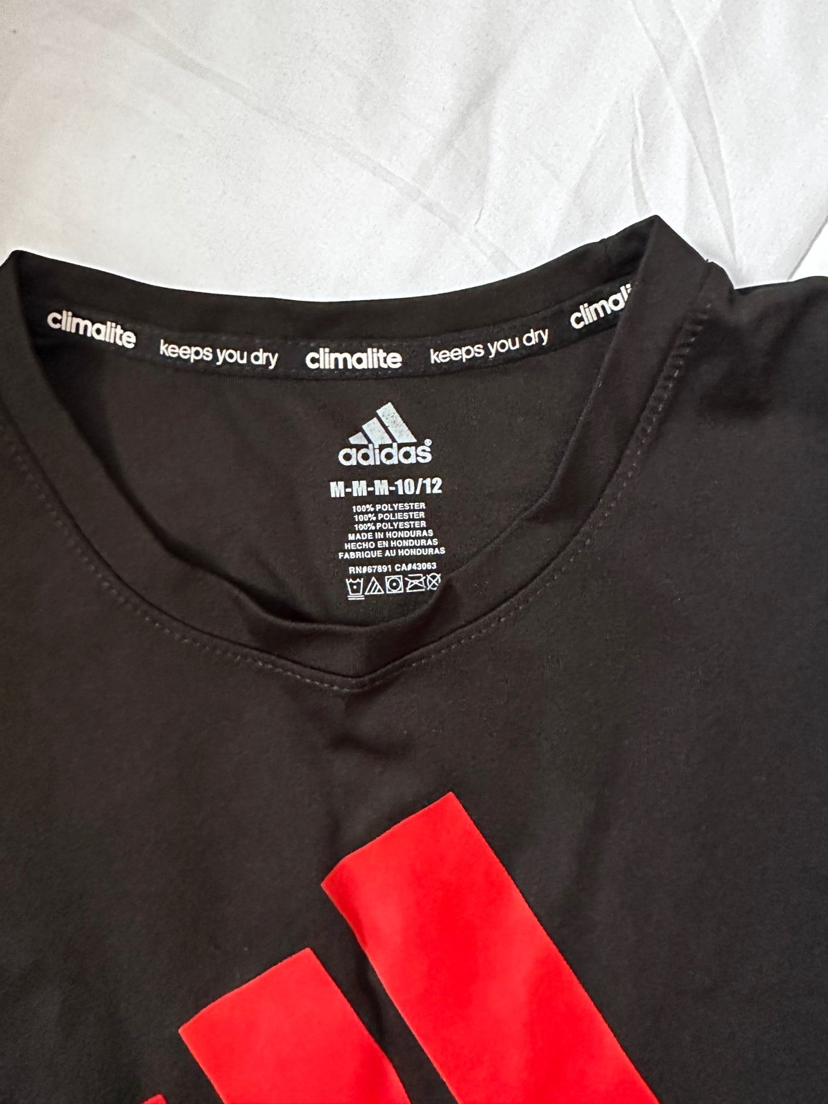 Adidas youth top size medium (10/12) - detail