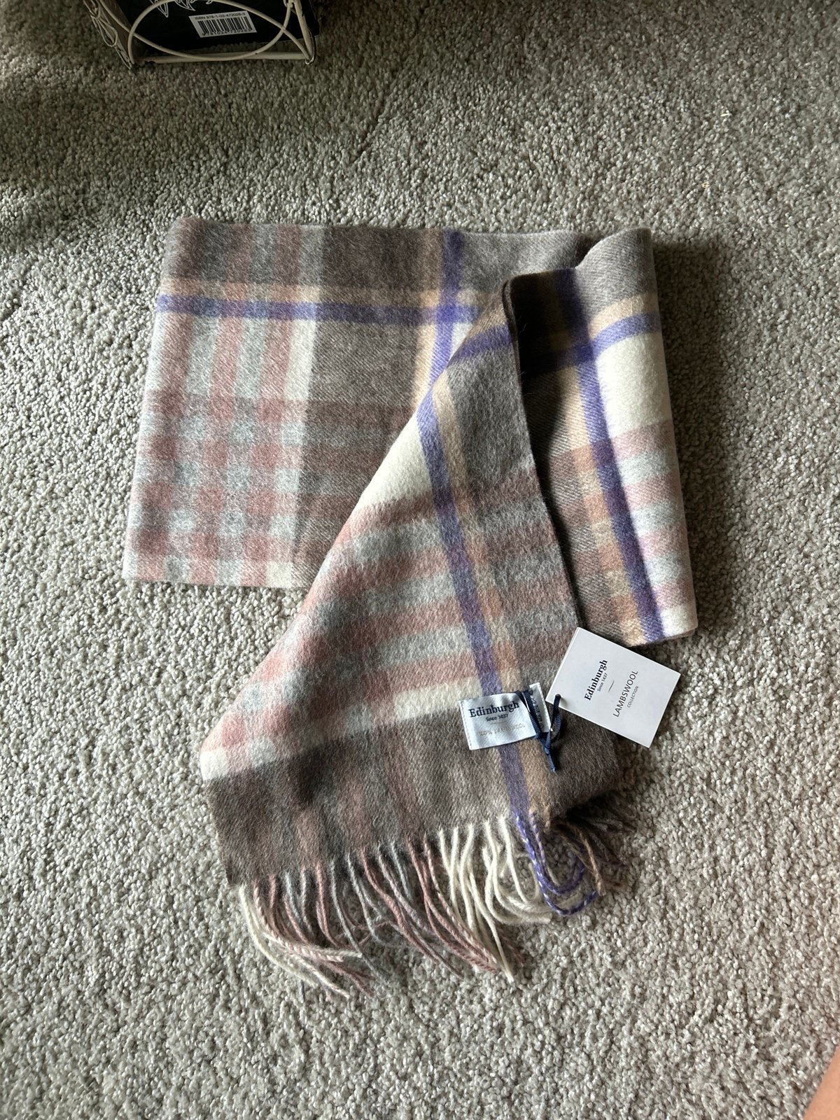 Lambswool scarf