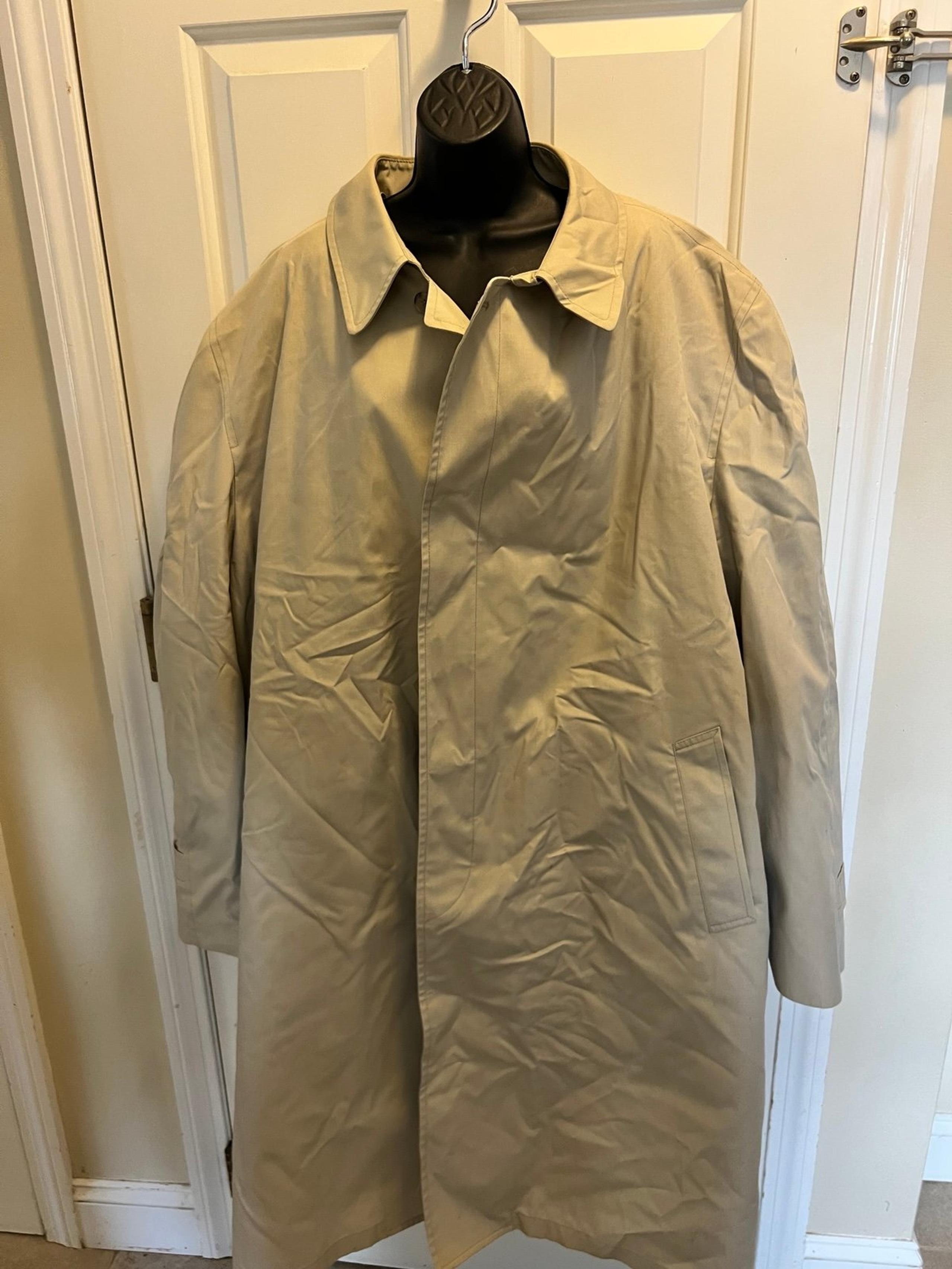 London Fog Men’s Rain/Winter Professional coat- 54 Long