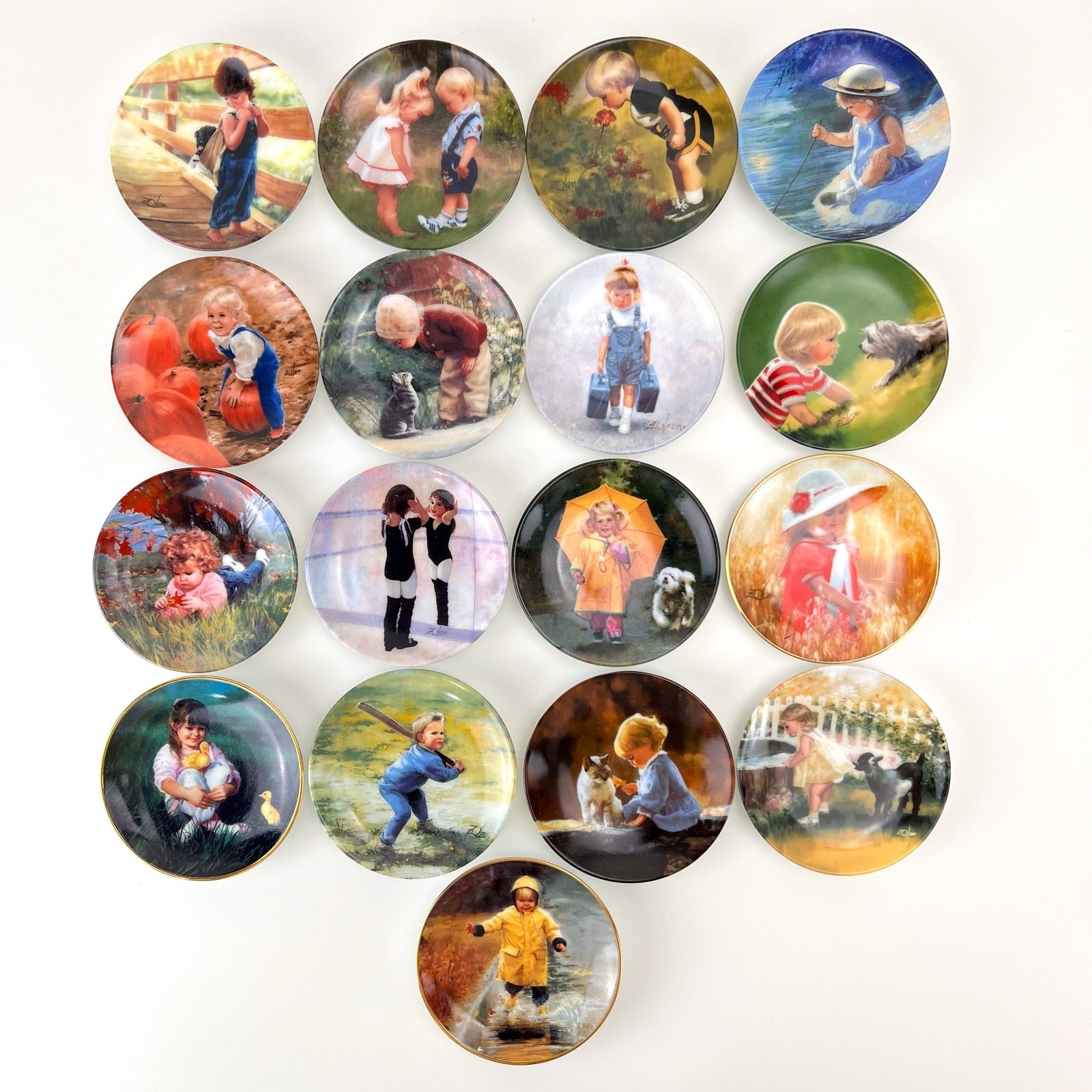 Lot Of 17 Vintage Donald Zolan Mini Plates Pemberton & Oaks