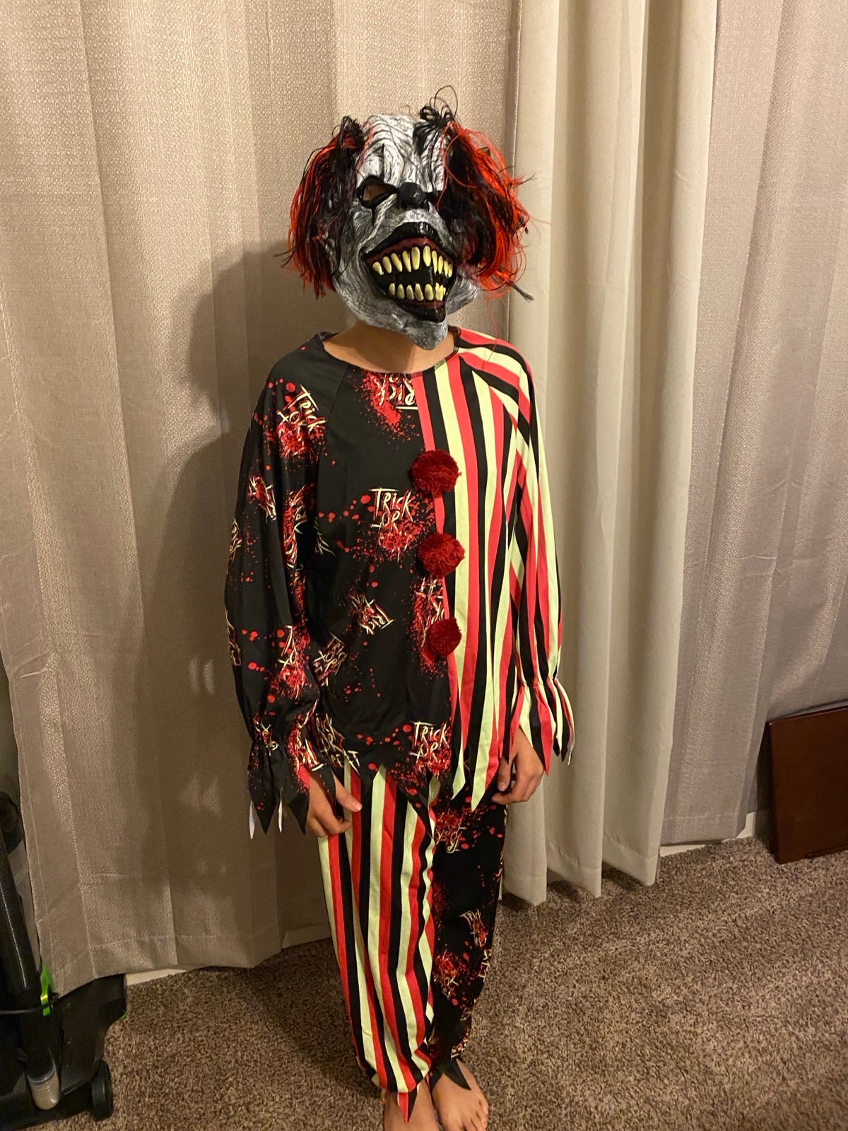 Killer clown scary halloween