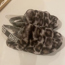 UGG FLUFF YEAH GRAY LEOPARD