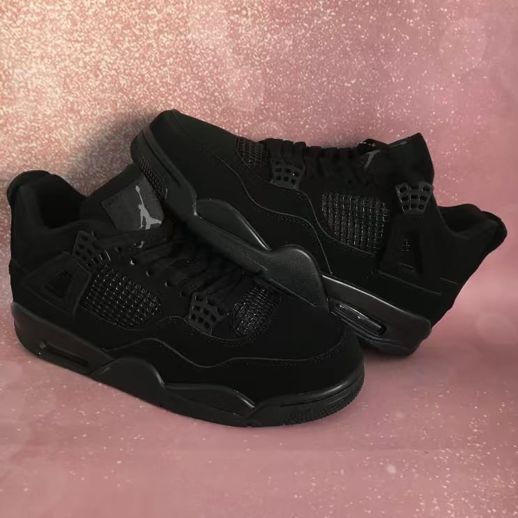 Air Jordan 4 Black cat size 10
