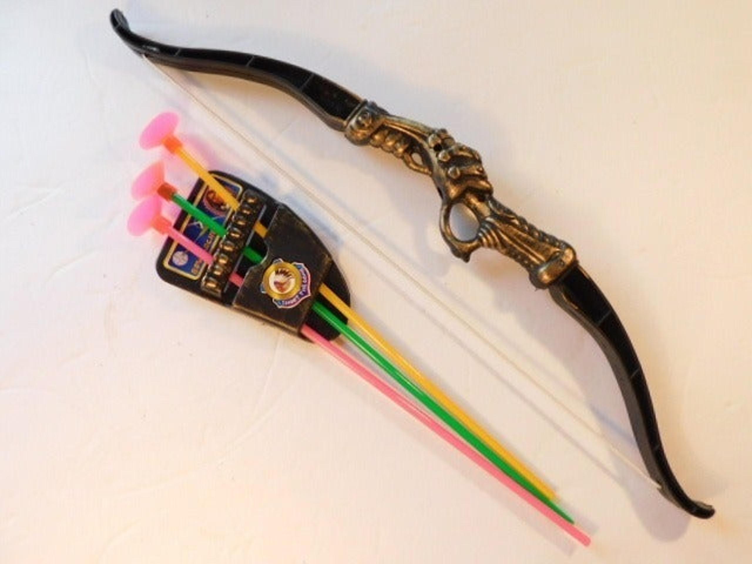 Vtg Bow & Arrow 15' Archery Set Western