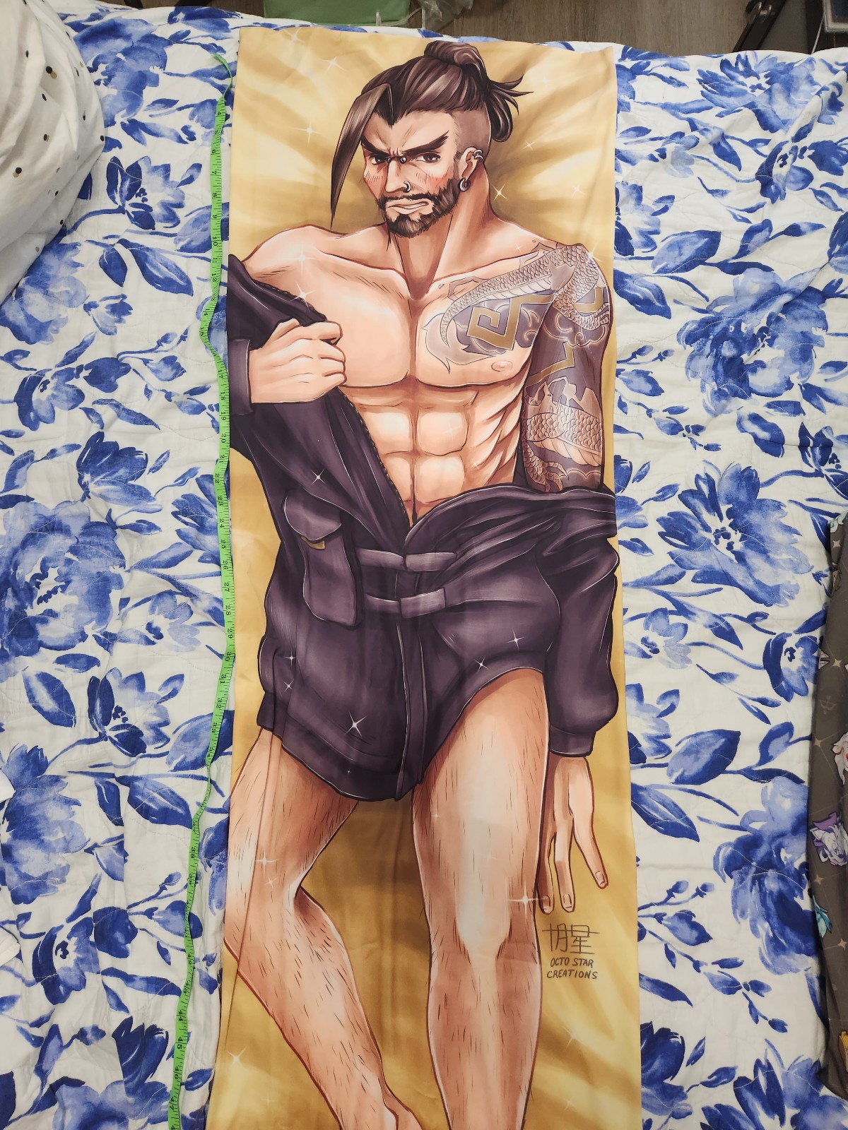 Hanzo hotsell body pillow